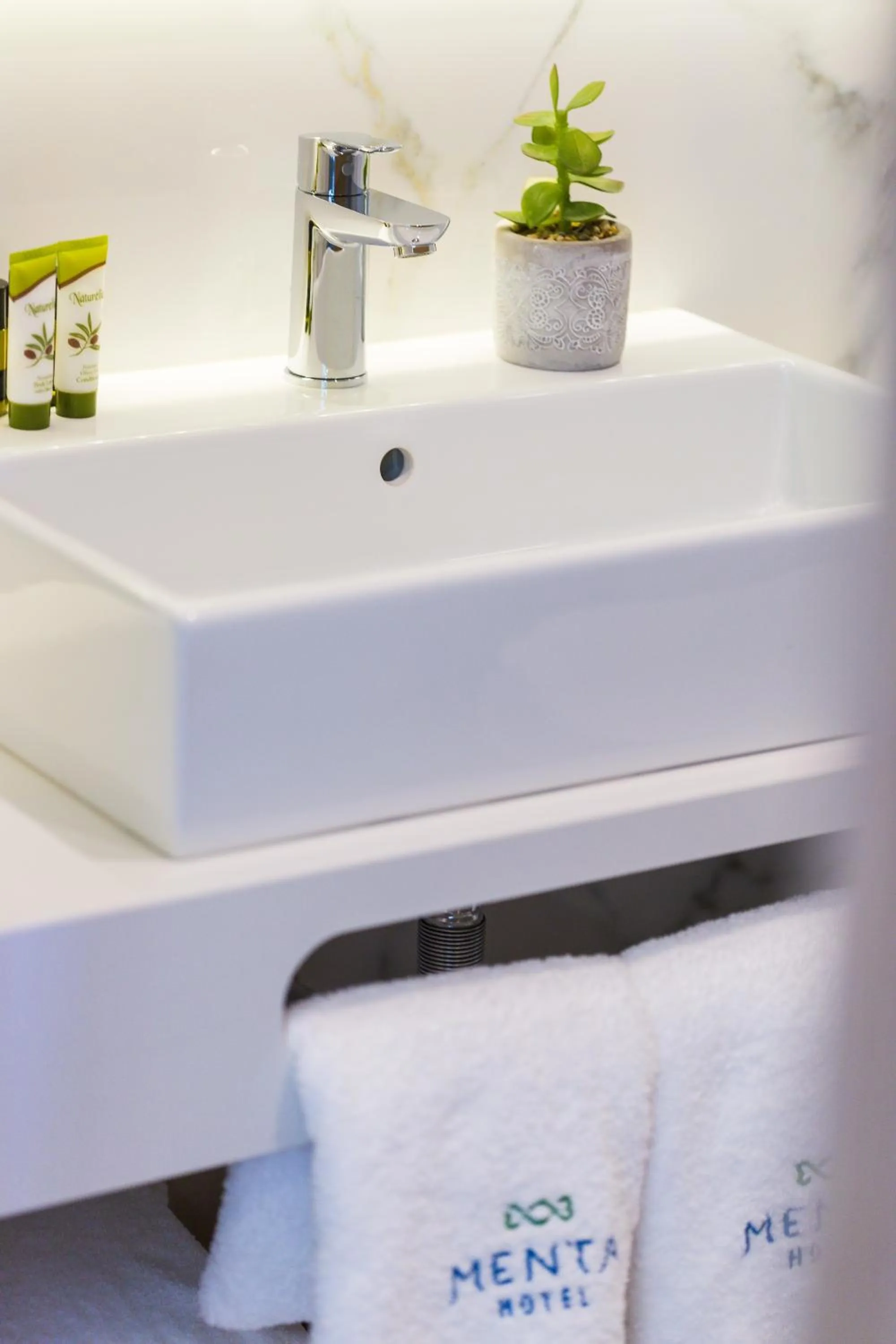 Bathroom in Menta City Boutique Hotel