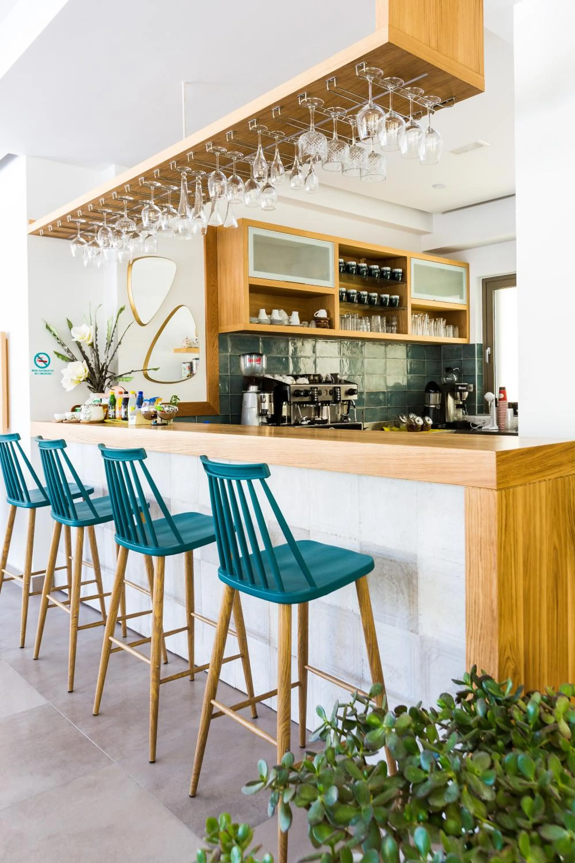 Lounge or bar in Menta City Boutique Hotel