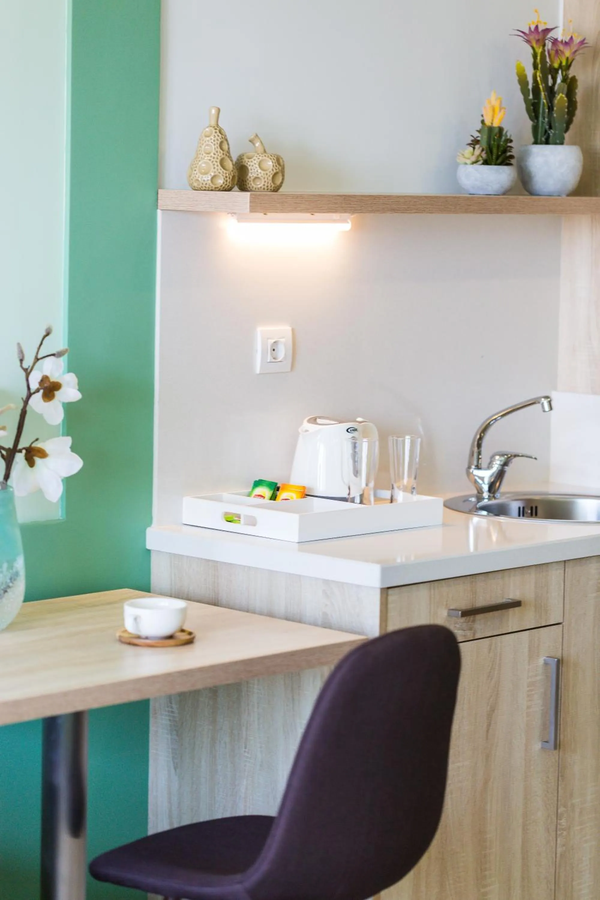 Coffee/tea facilities in Menta City Boutique Hotel