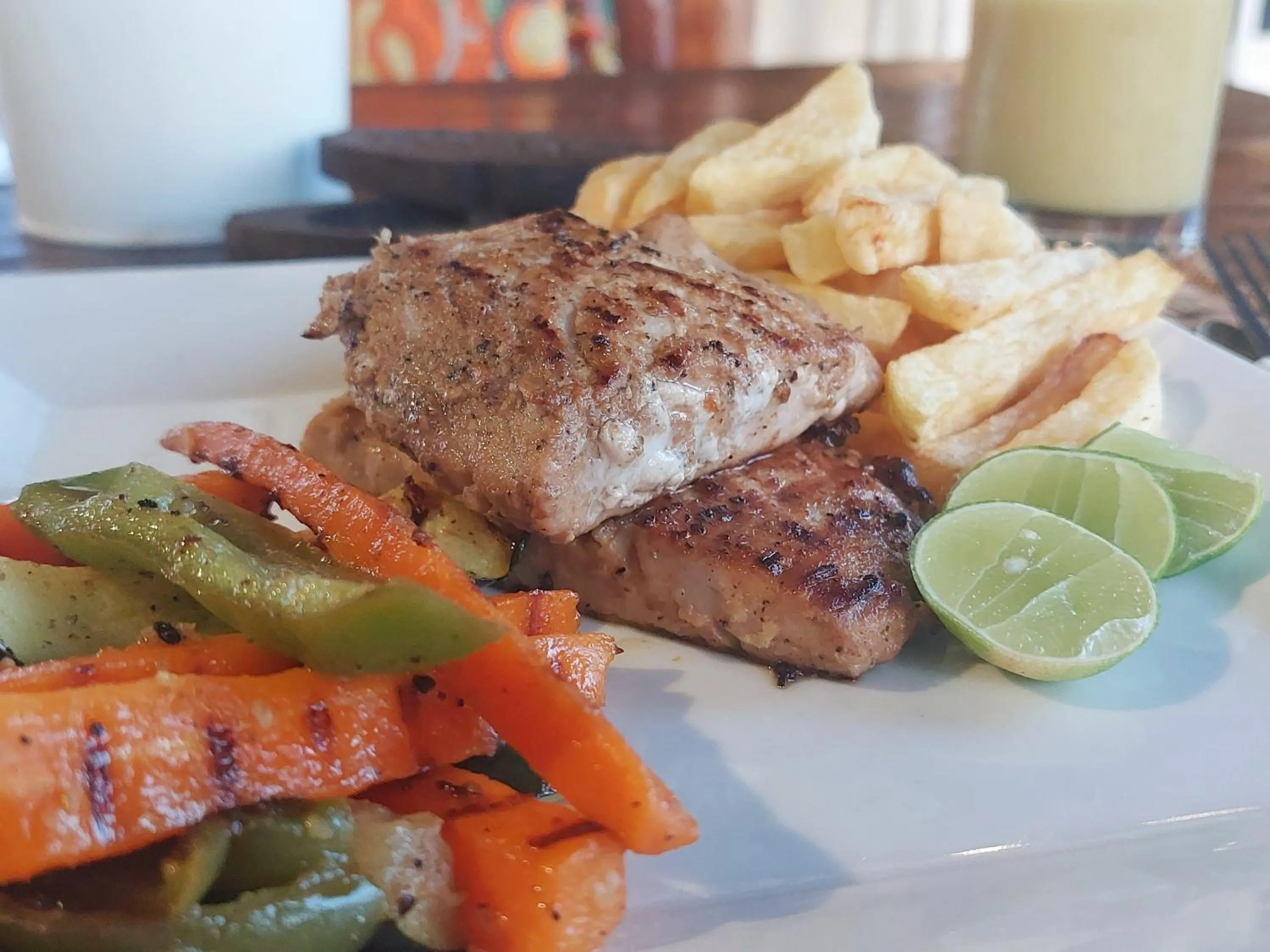 Food in Jaribu Beach Hotel