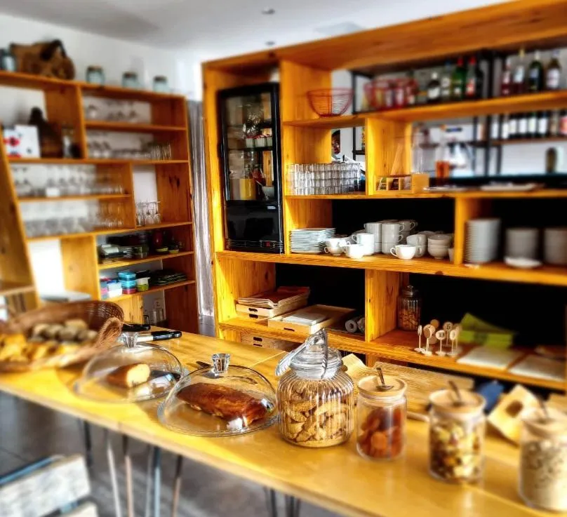 Restaurant/places to eat in Artemisia Boutique Hotel