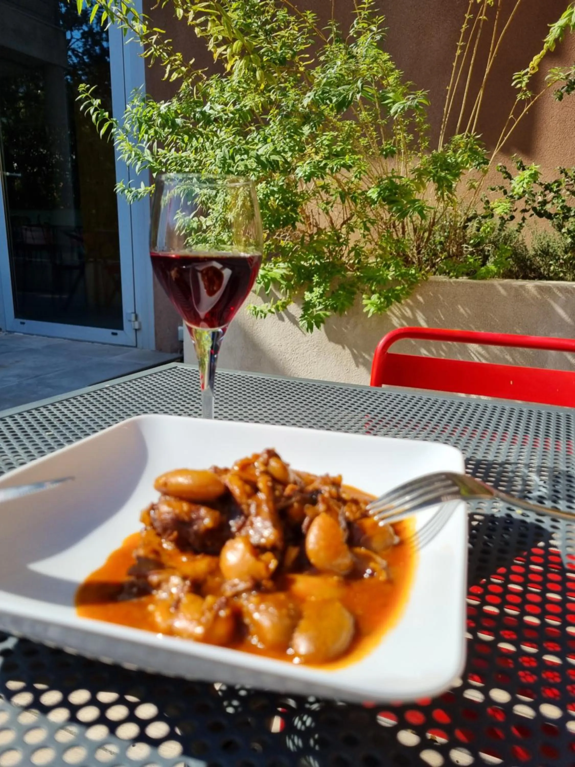 Restaurant/places to eat in Artemisia Boutique Hotel