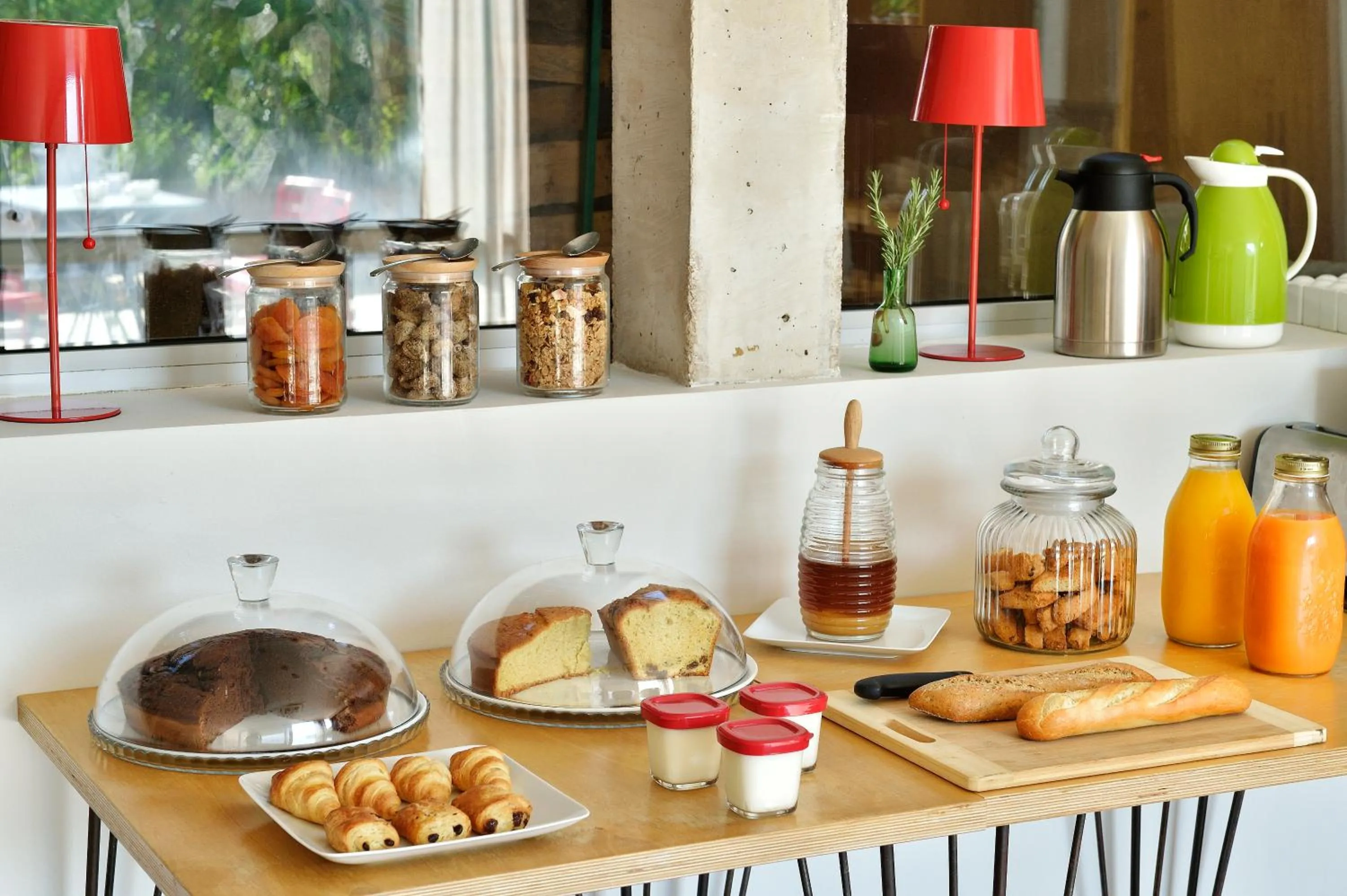 Restaurant/places to eat in Artemisia Boutique Hotel