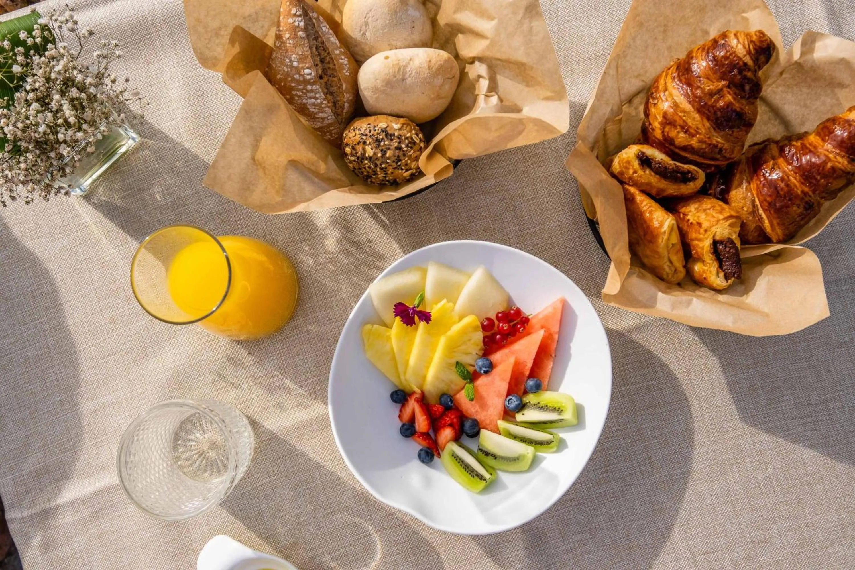 Breakfast in Soho Boutique Castillo de Santa Catalina - Adults Recommended