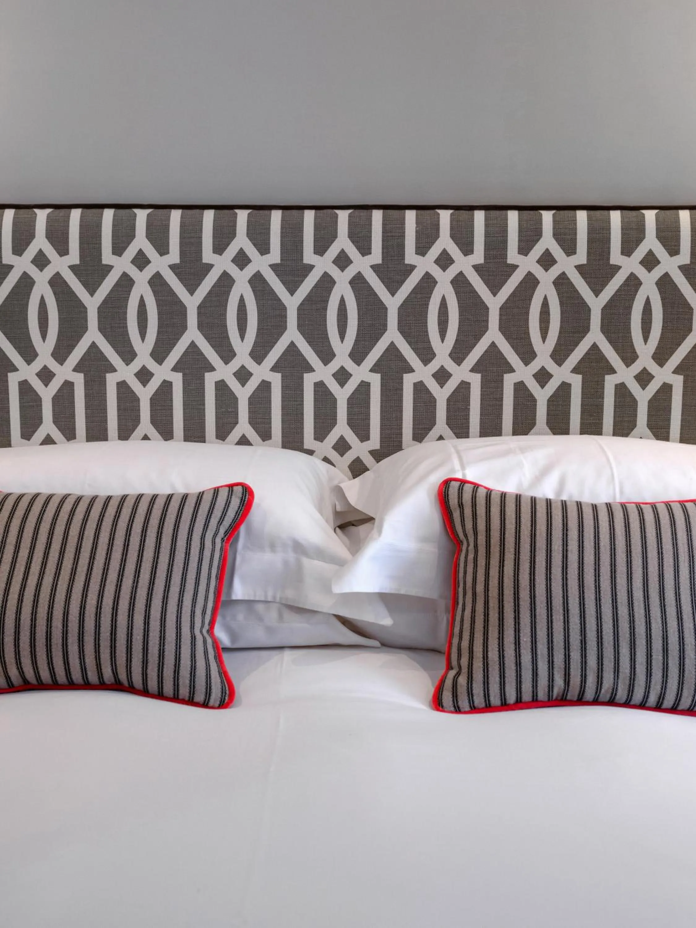 Bed in Old Bank Hotel