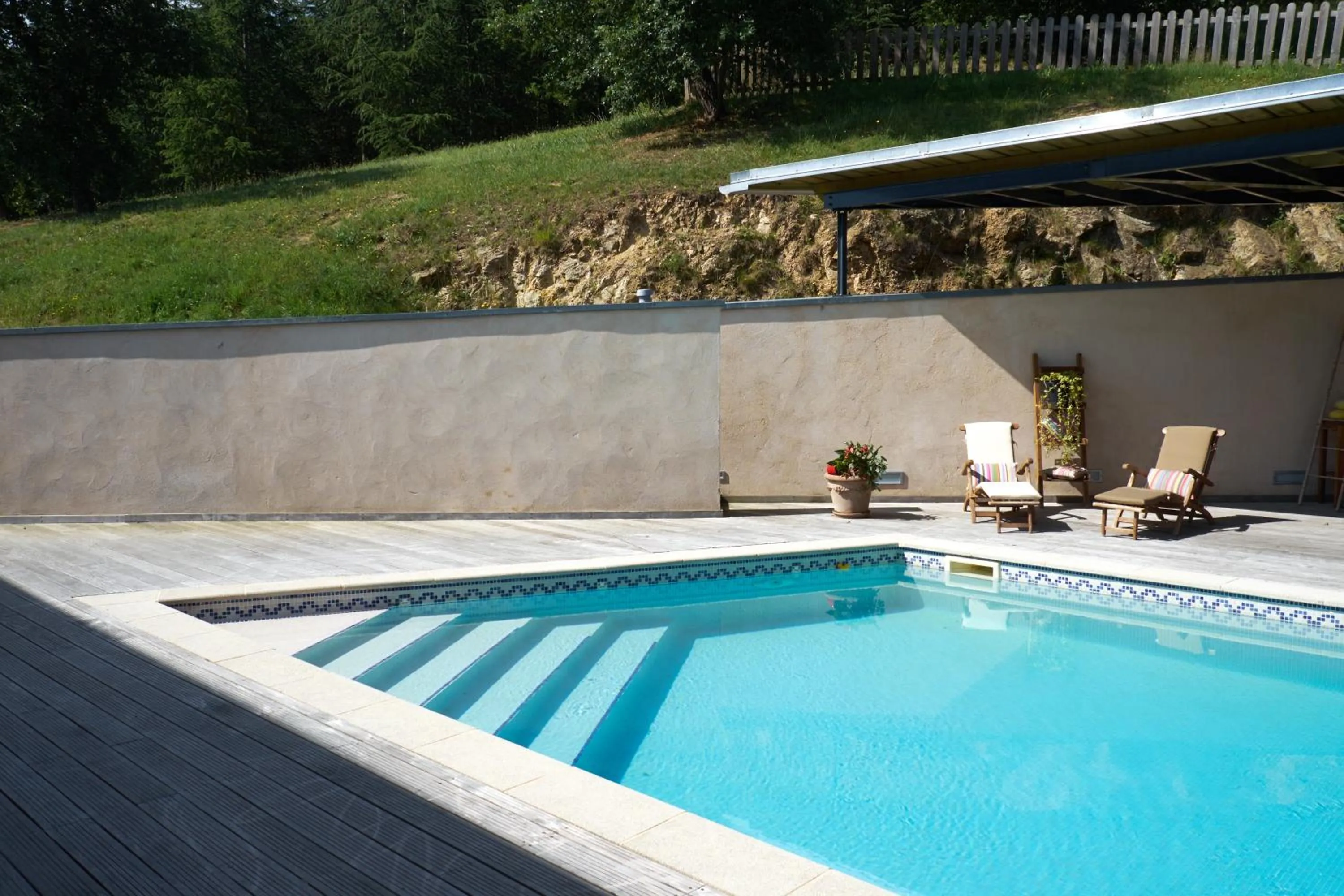 Swimming pool in la Palisse