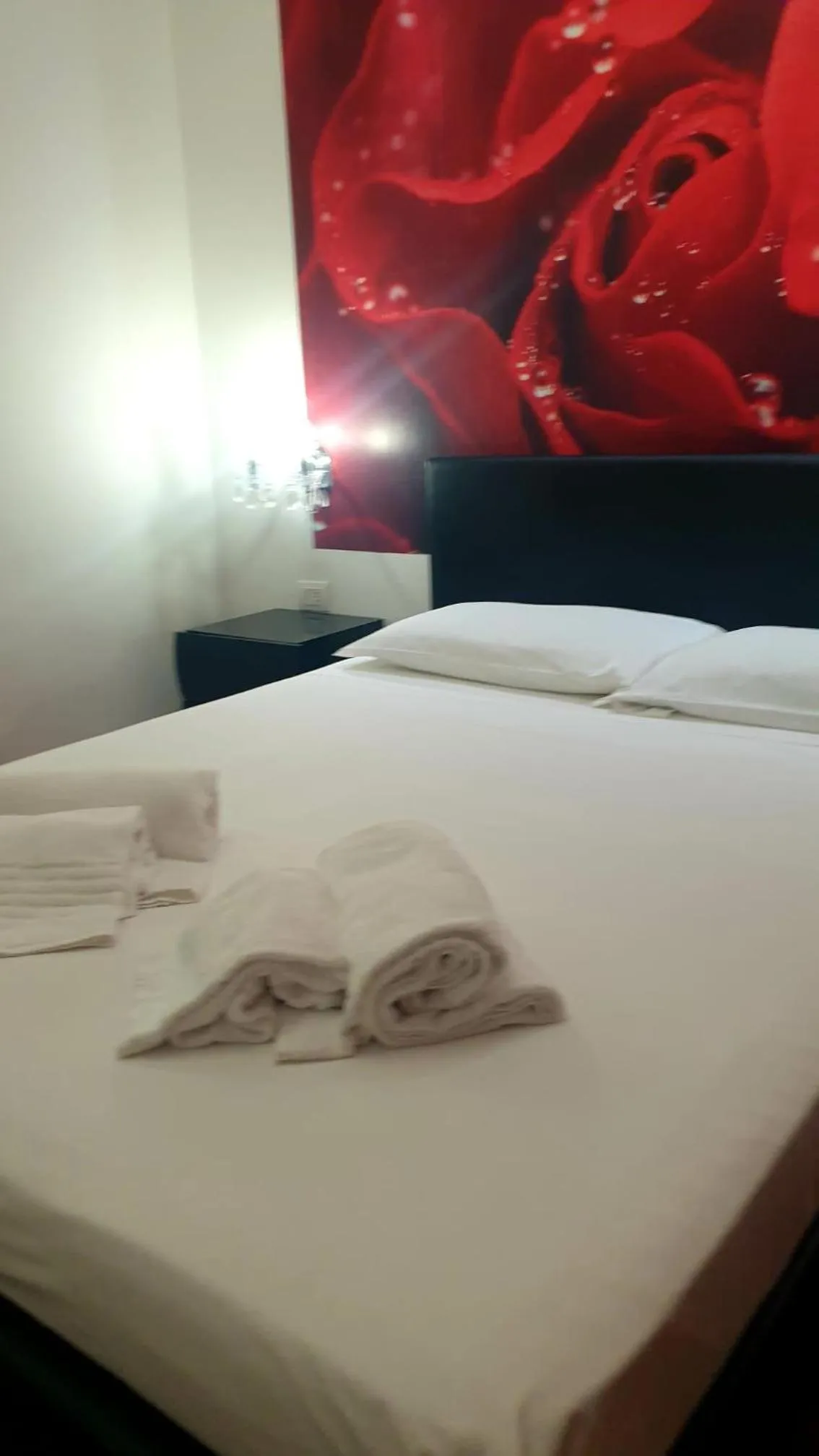 Bed in Rome Sweet Home Vatican