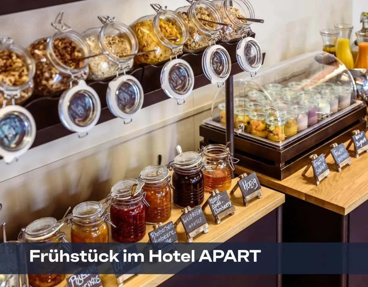 Breakfast in HOTEL APART - Welcoming l Urban Feel l Design
