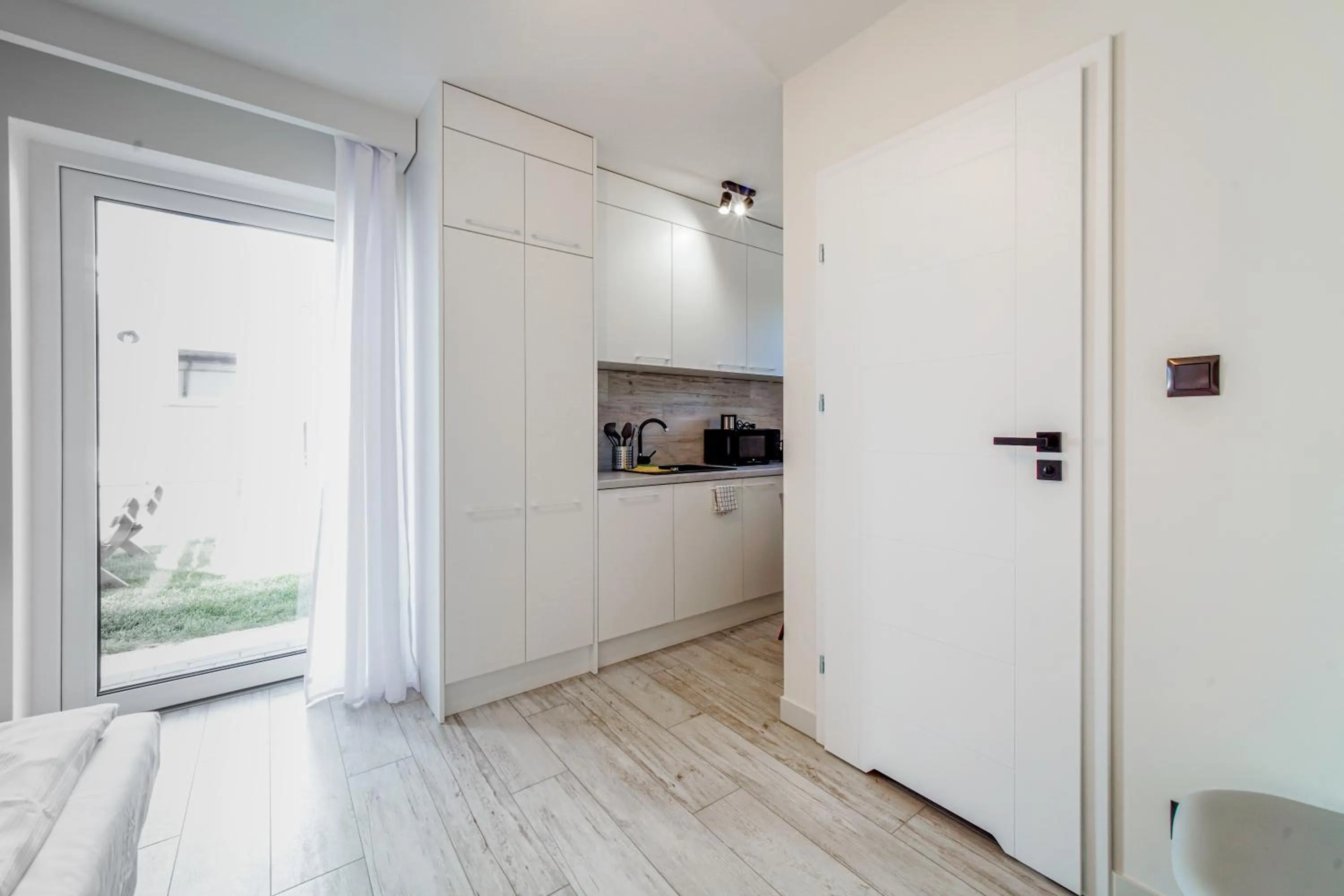 Kitchen or kitchenette in Dobre smaki at Wczasowa8 sea resort