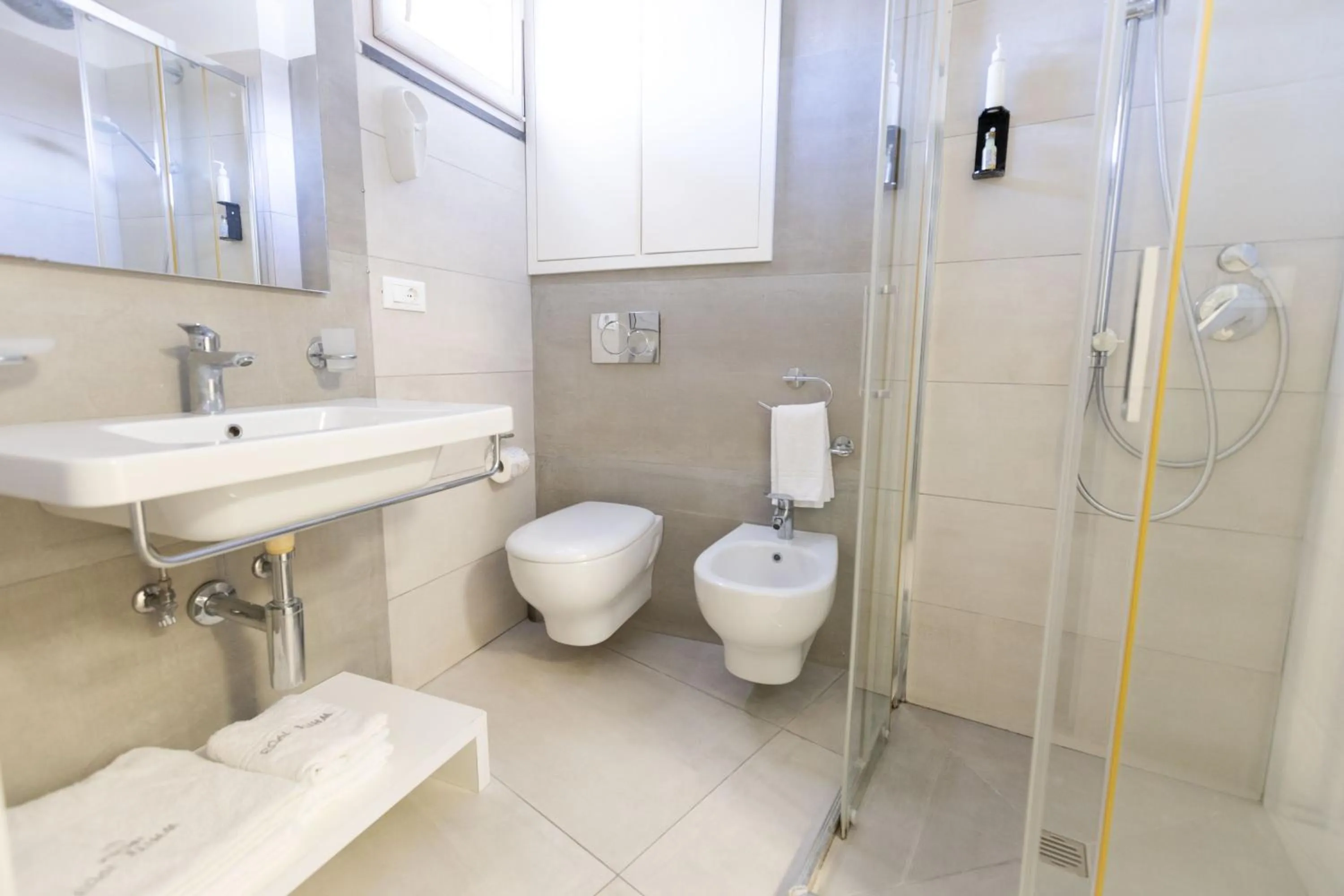 Bathroom in White 1903 - Rooftop Pool & Luxury Rooms