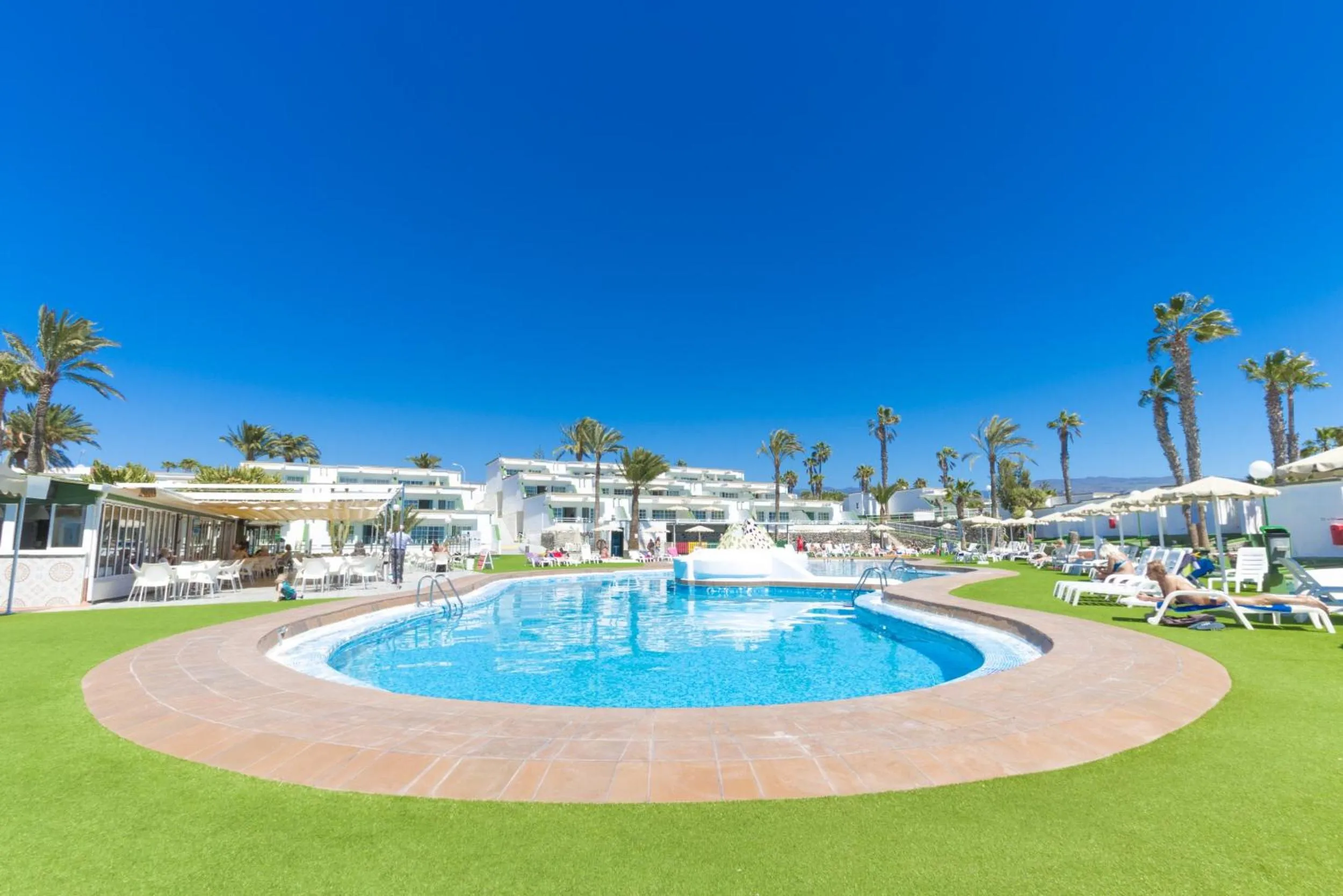 Swimming pool in Vista Oasis