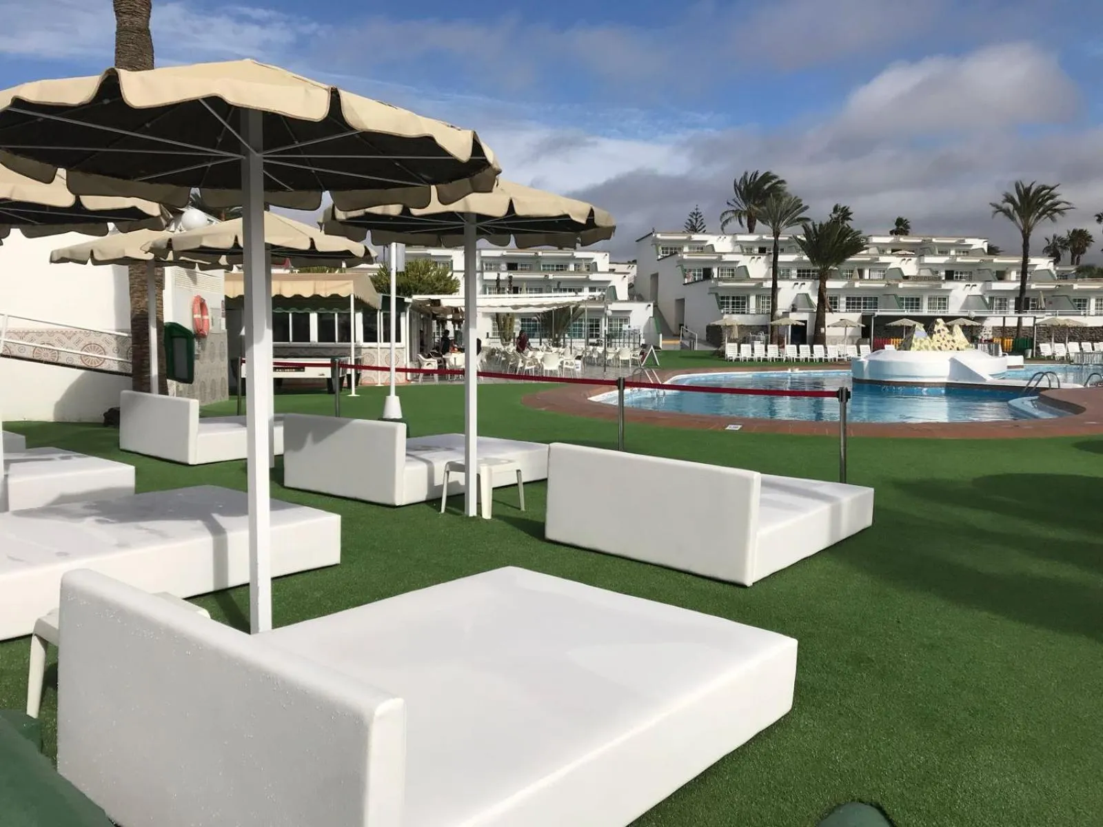 Swimming pool in Vista Oasis