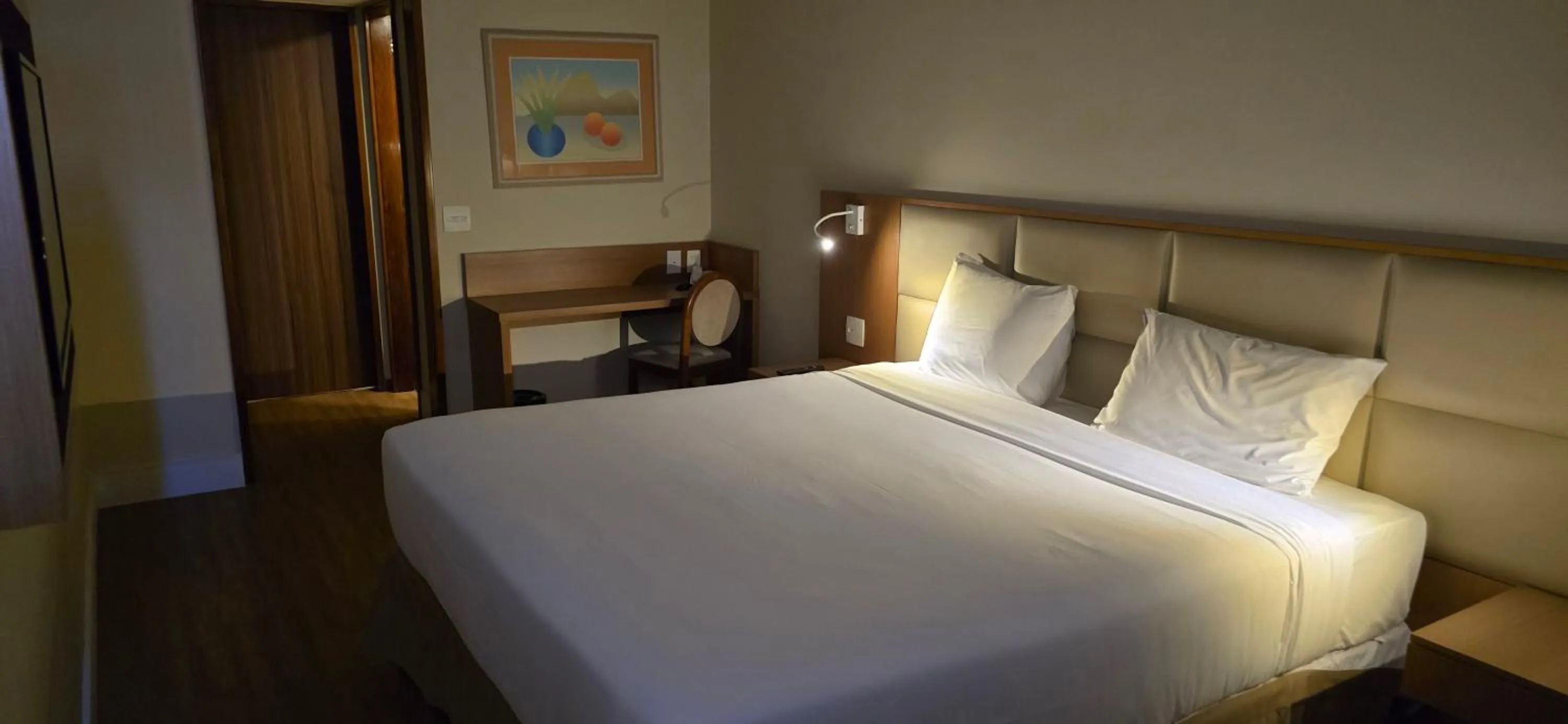 Bed in Mirador Rio Copacabana Hotel