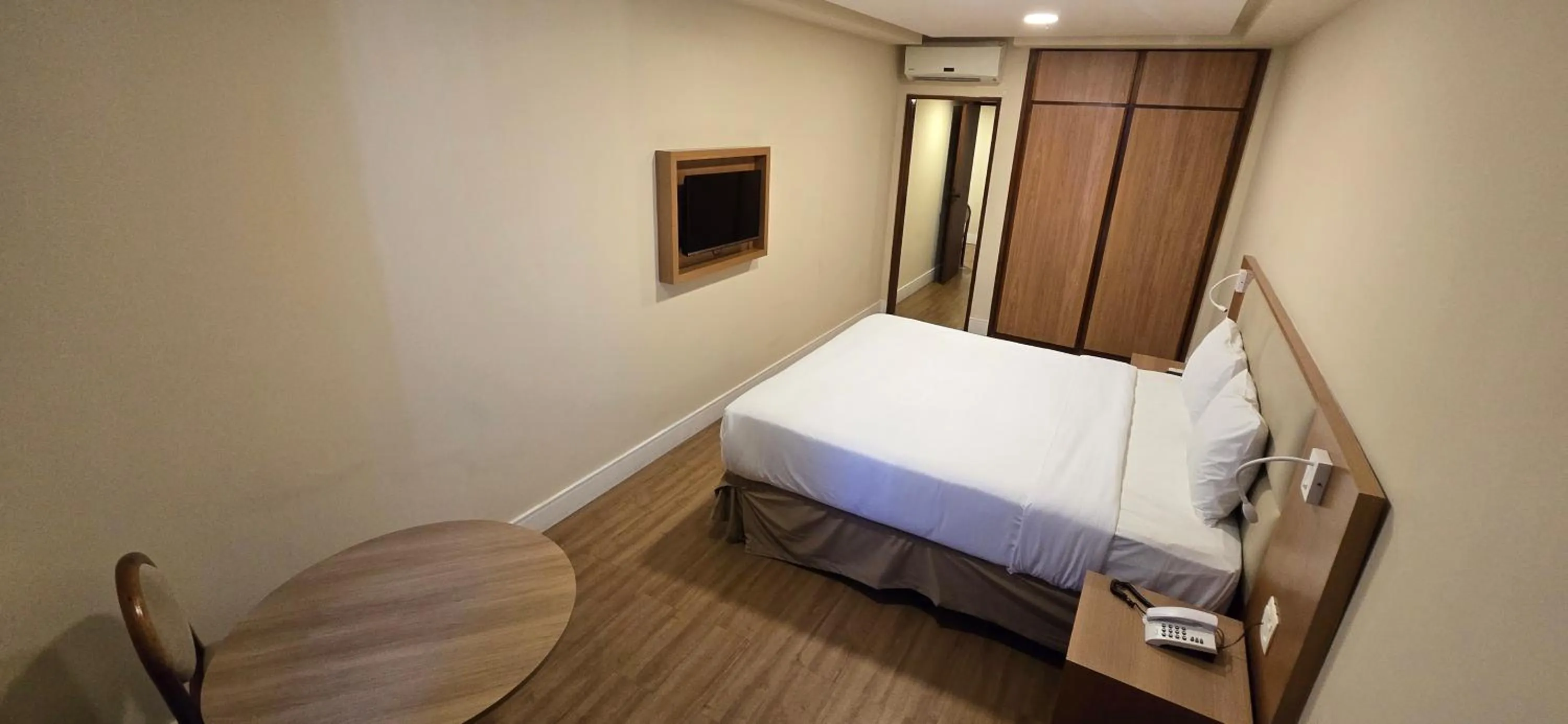 Bed in Mirador Rio Copacabana Hotel