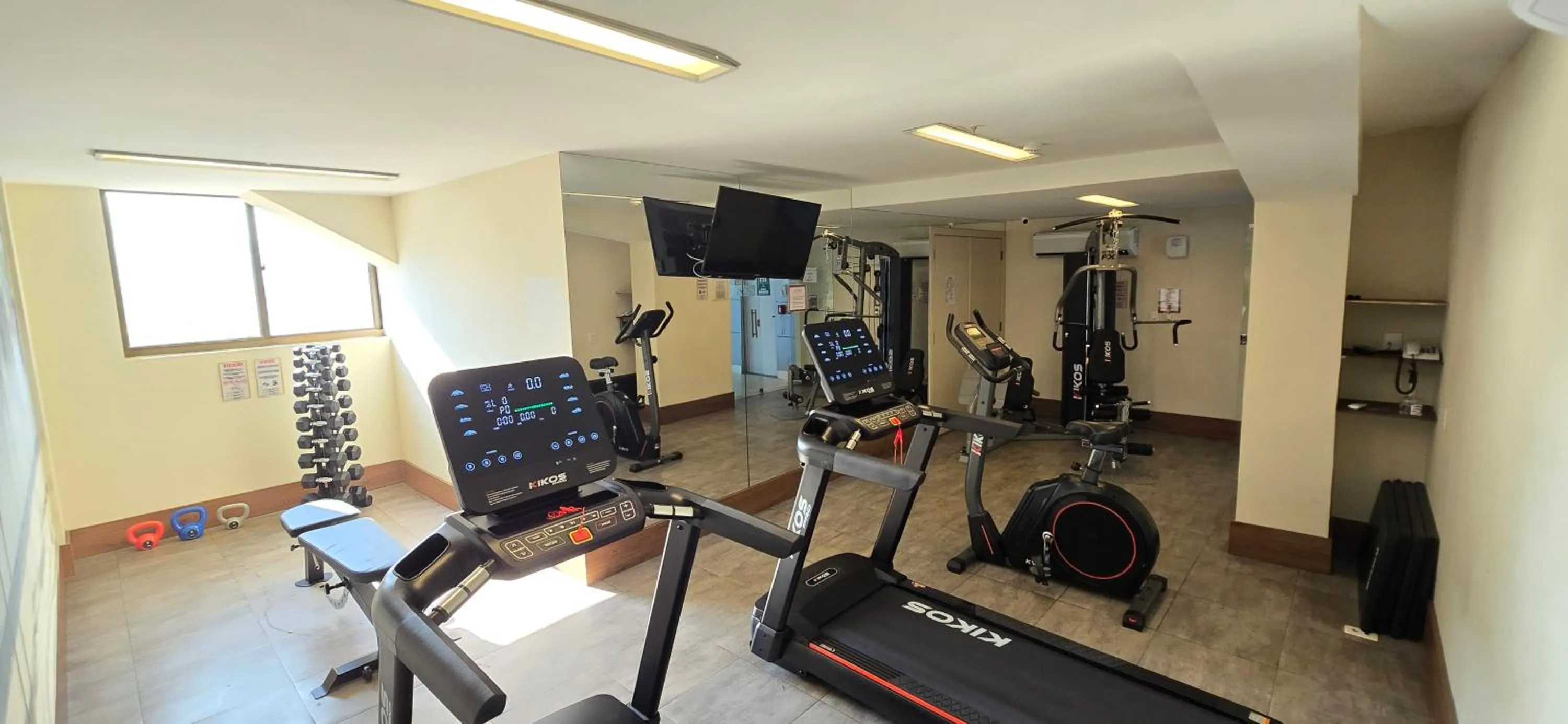 Fitness centre/facilities in Mirador Rio Copacabana Hotel
