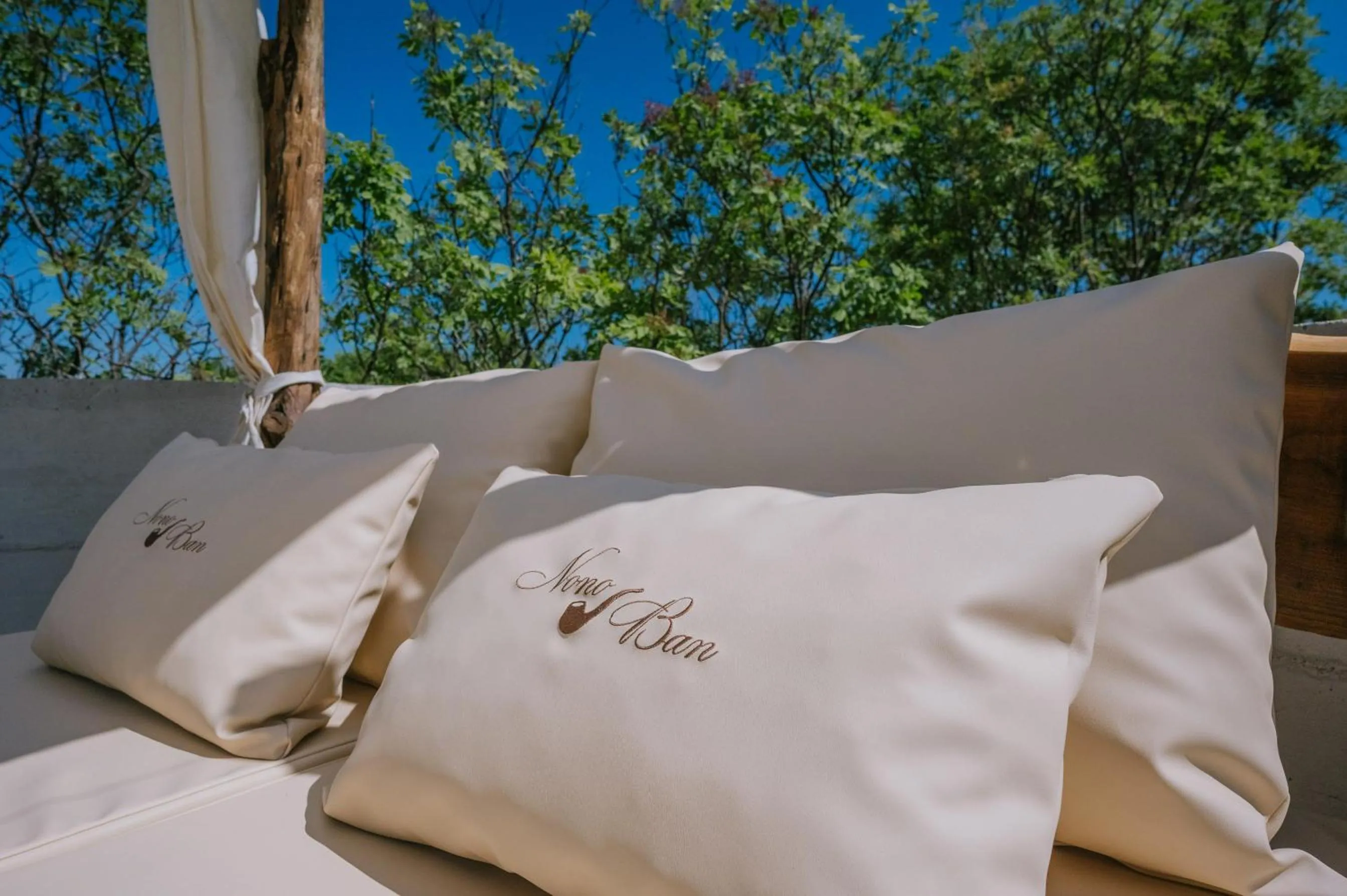 Property building, Bed in Nono Ban Boutique Hotel & Villas