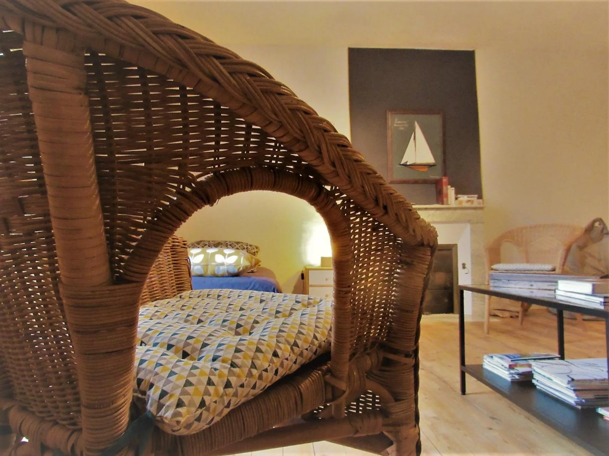 Photo of the whole room, Bed in La maison de Thiré