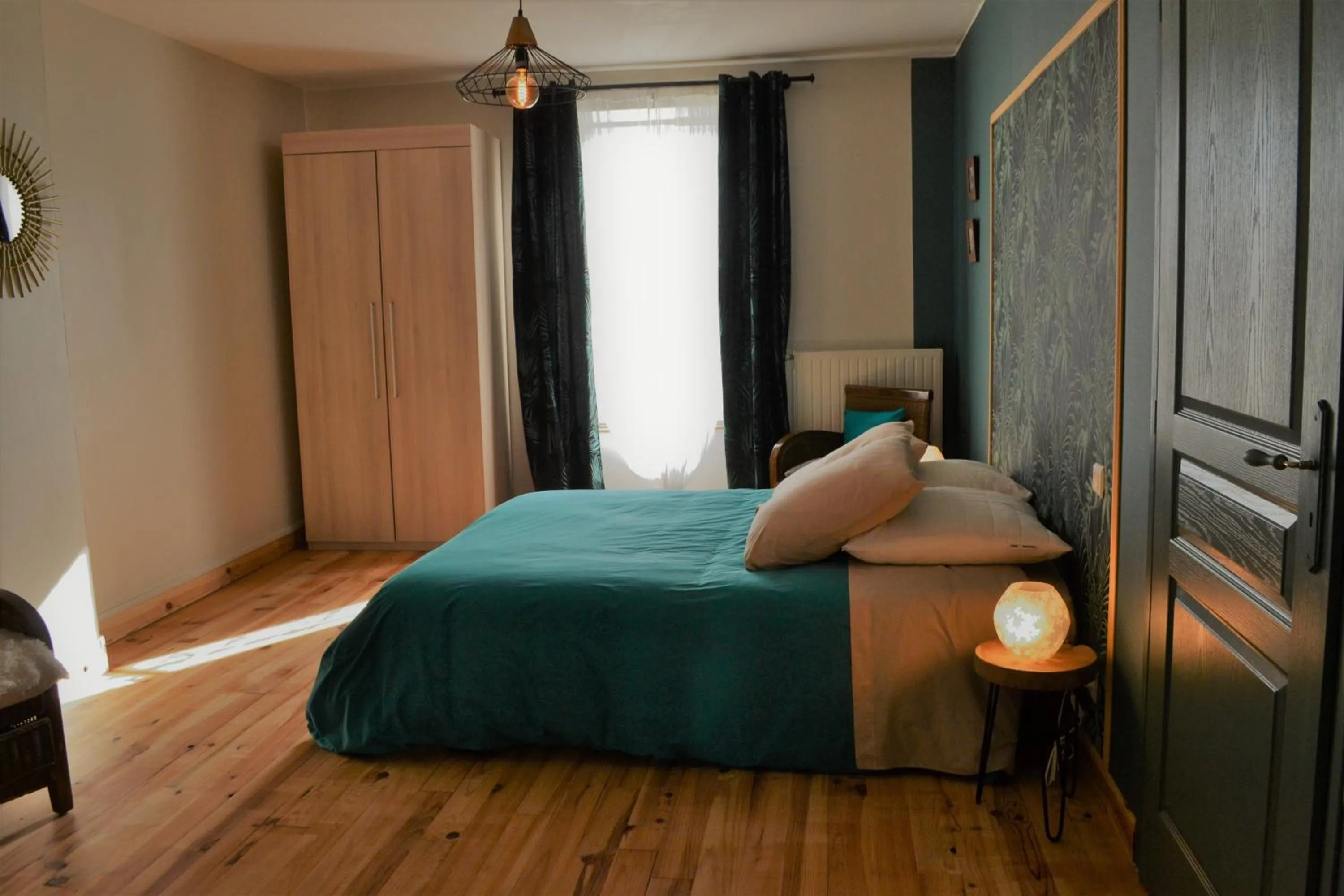 Bedroom, Bed in La maison de Thiré