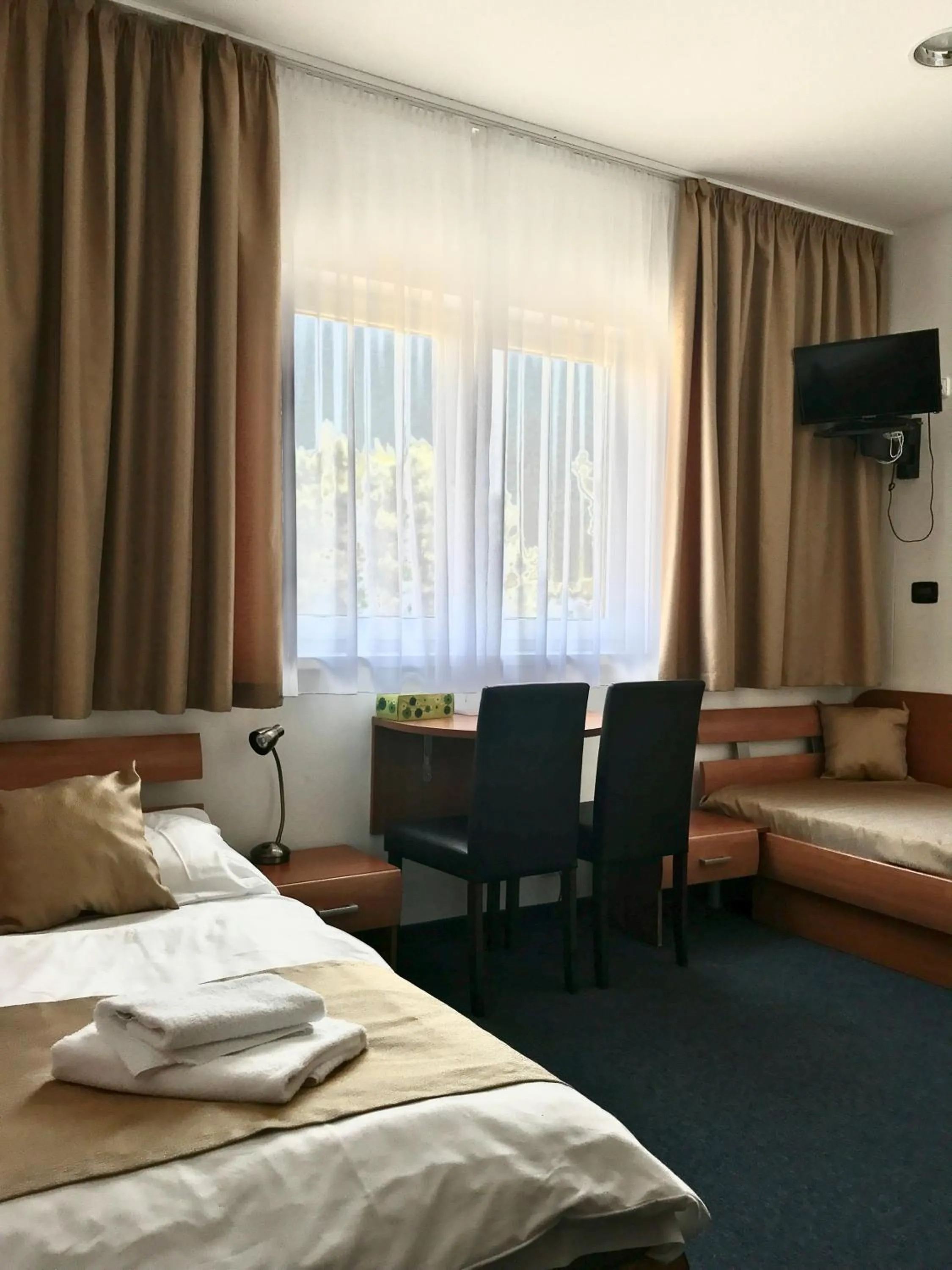 Photo of the whole room, Bed in Hotel Remy