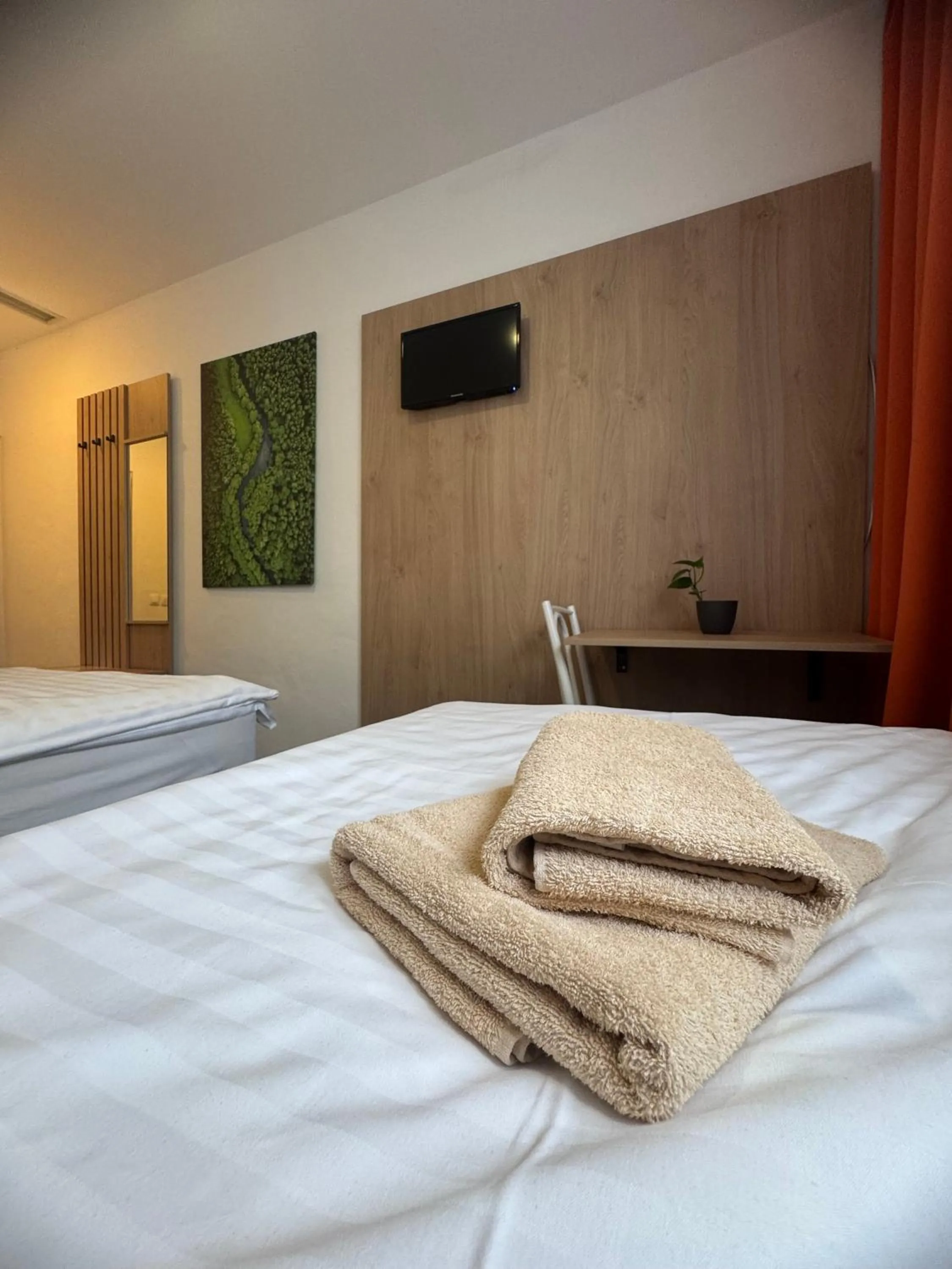 Photo of the whole room, Bed in Hotel Remy