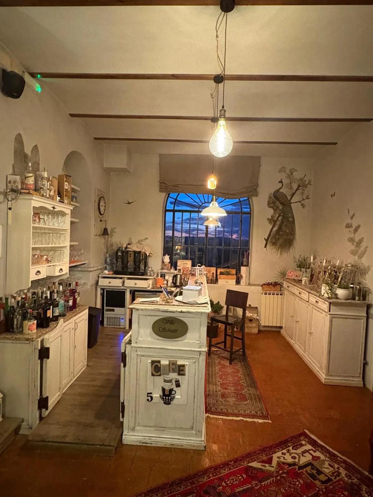 Restaurant/places to eat in Villa Schiatti