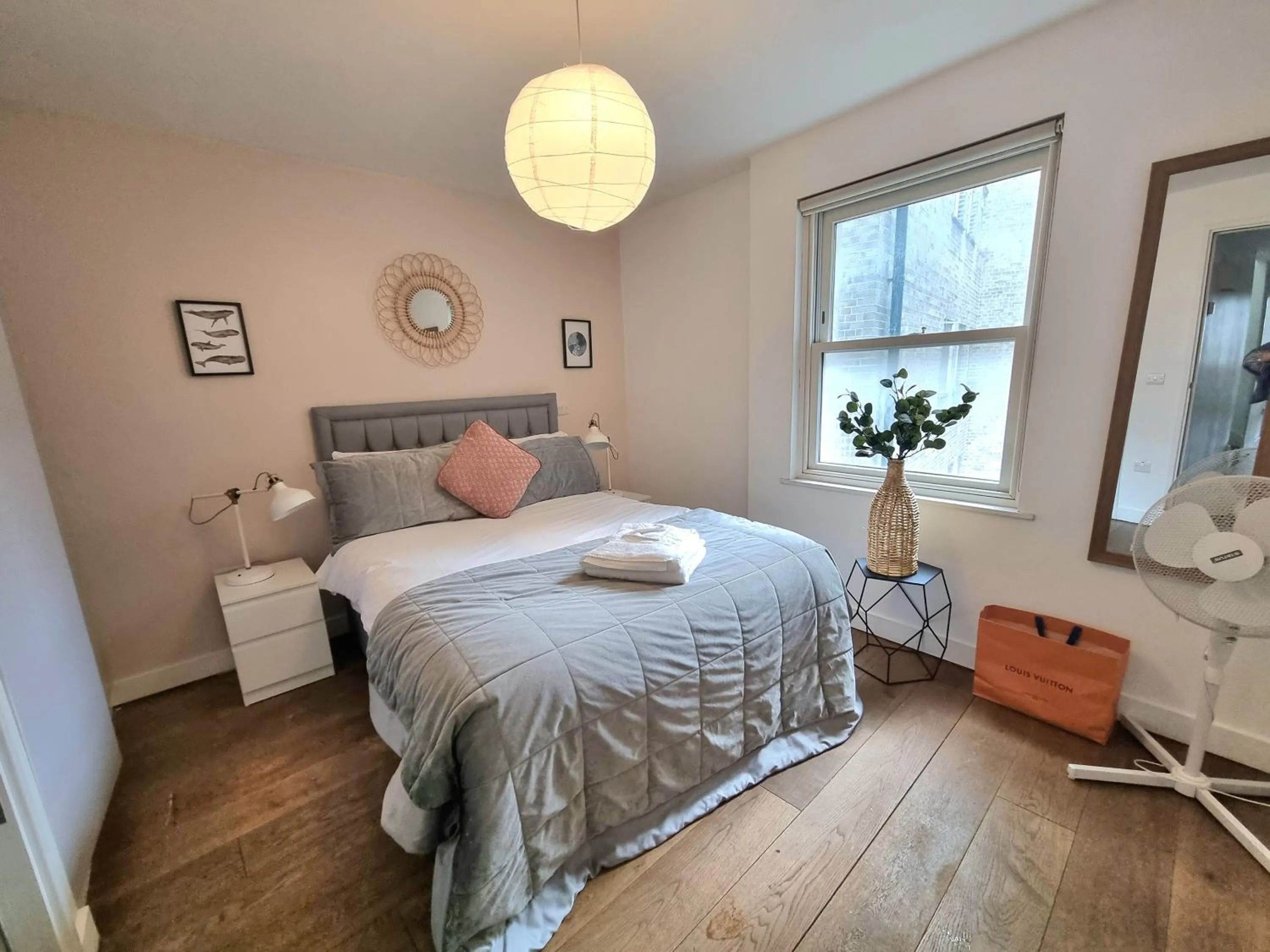 Bed in London City Apartments