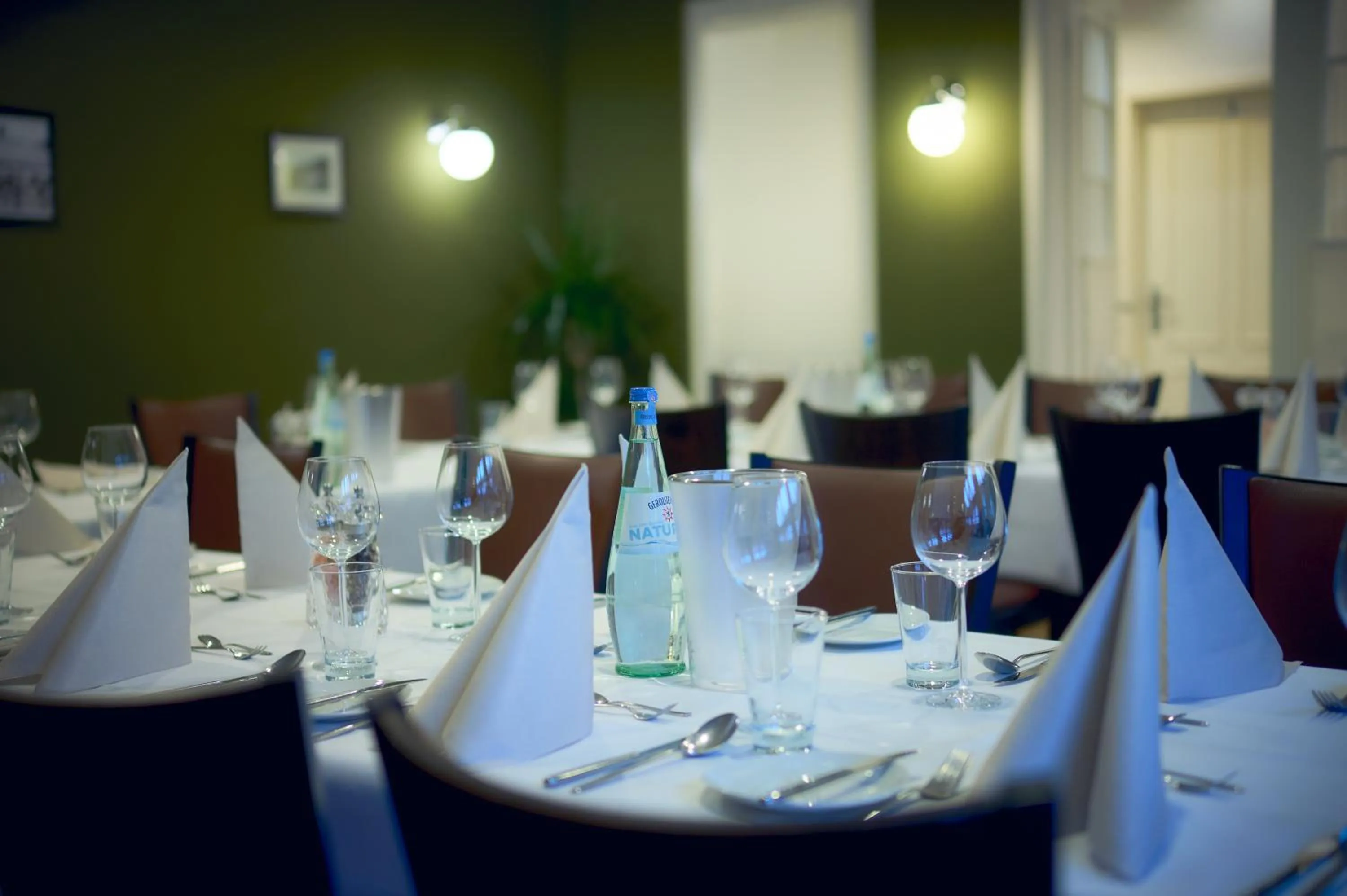 Restaurant/places to eat in Landhotel Jann Hinsch Hof