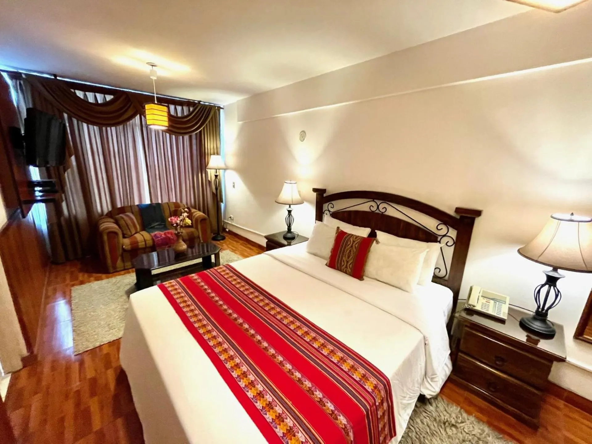 Bed in Casa Bella Boutique Hotel San Isidro