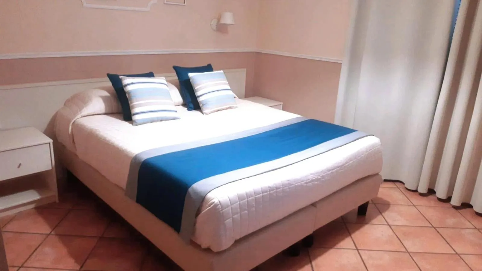 Photo of the whole room, Bed in Hotel Moderno