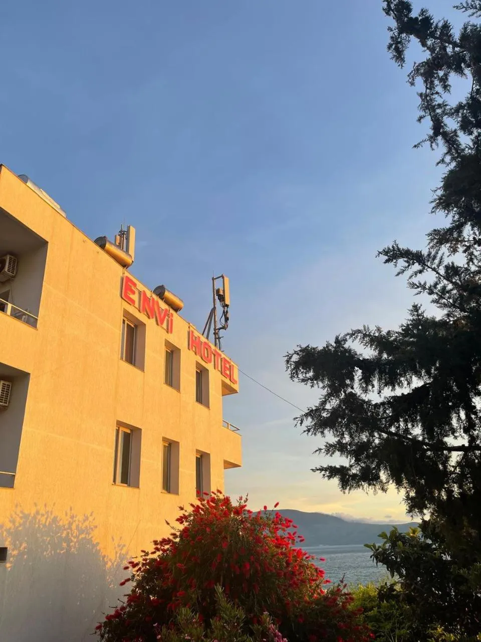 Envi Hotel