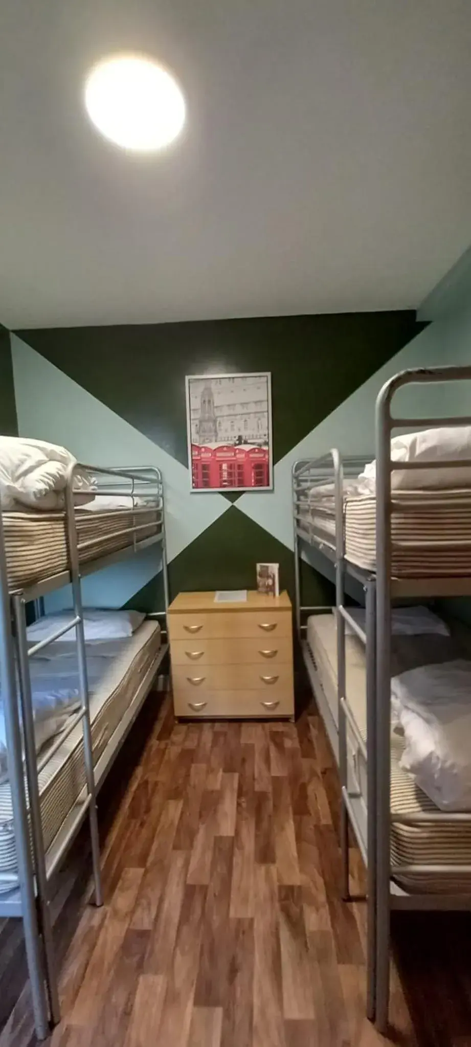 Bunk Bed in Hotel Strand Continental