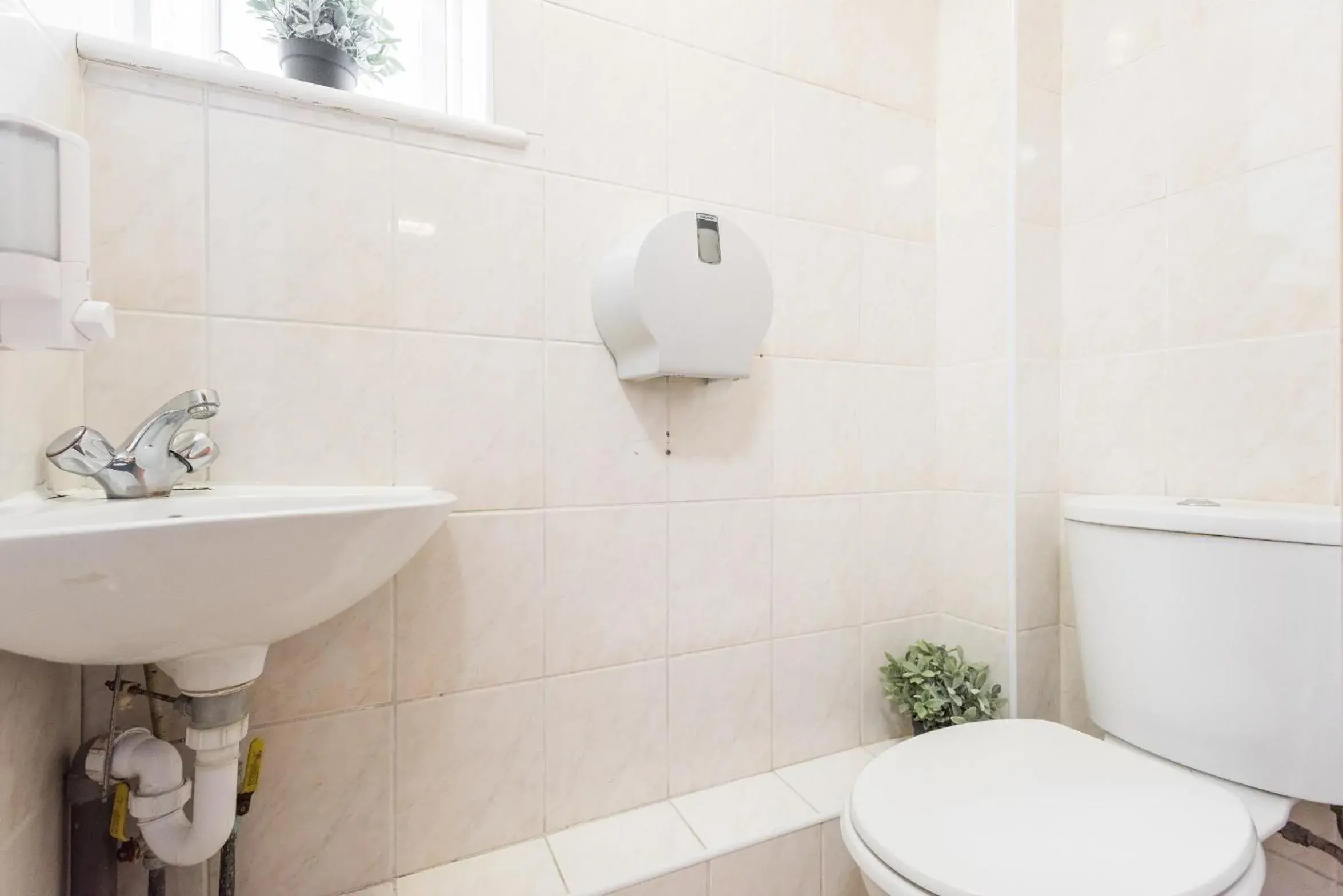 Bathroom in Hotel Strand Continental