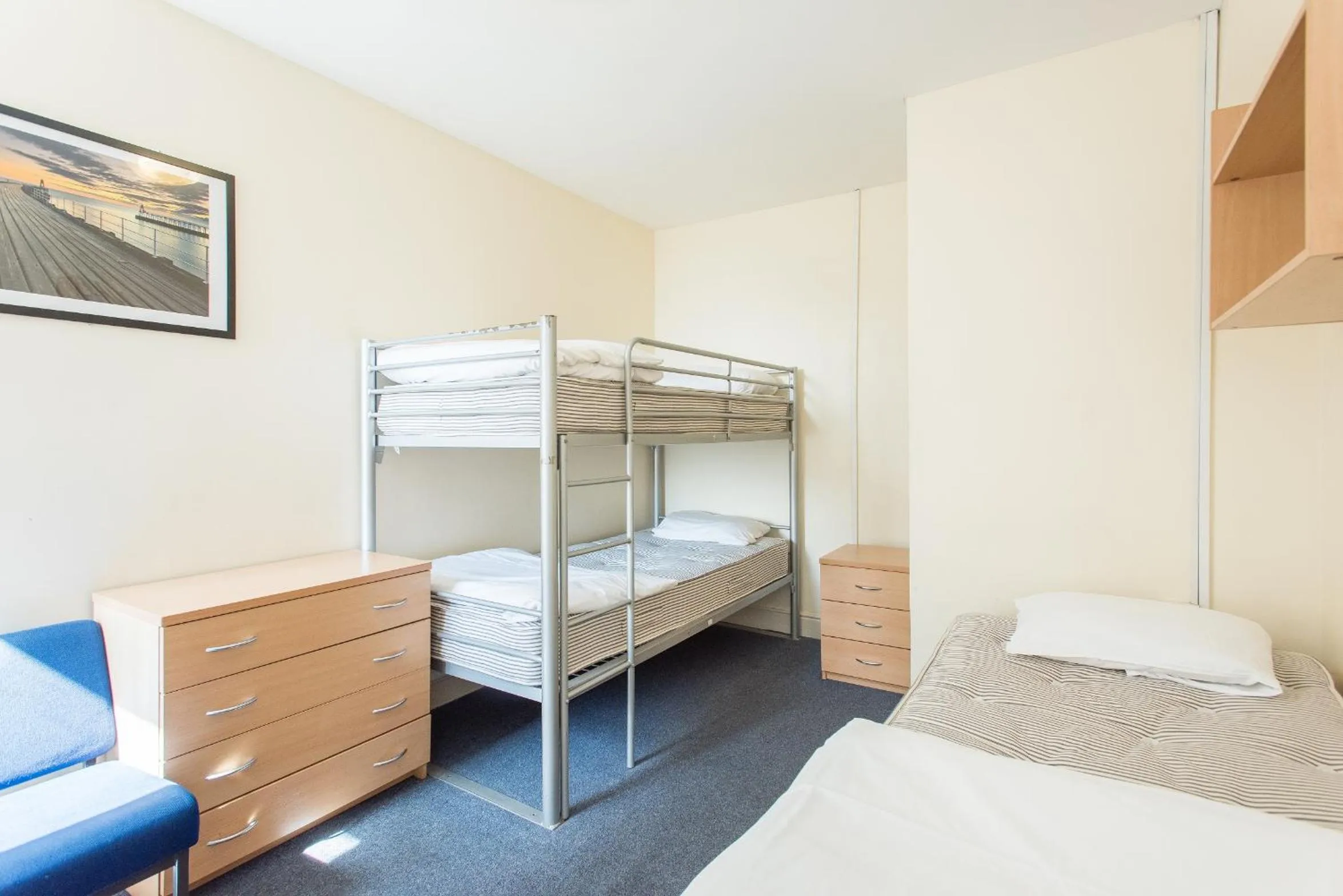 Photo of the whole room, Bunk Bed in Hotel Strand Continental