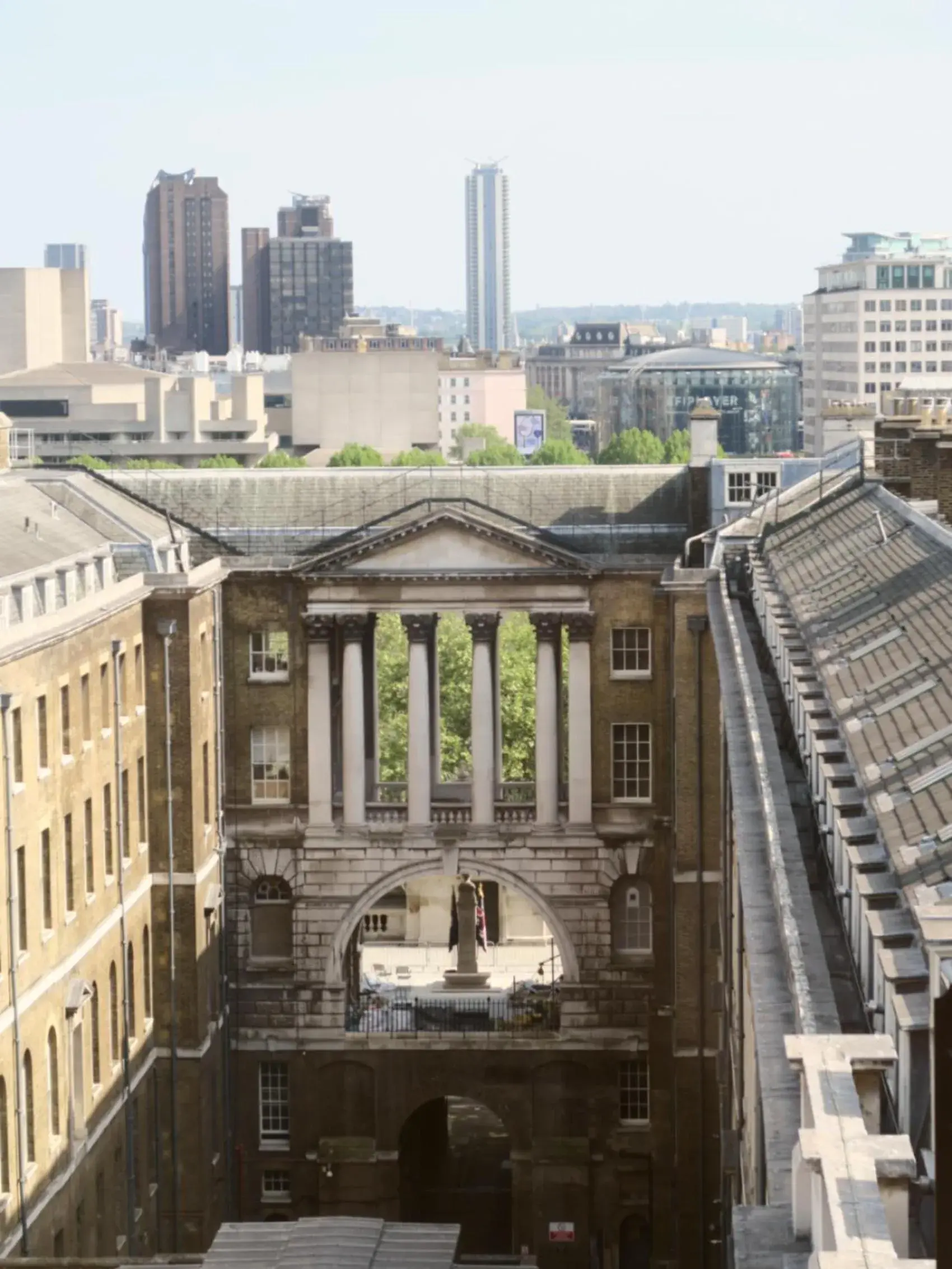 City view in Hotel Strand Continental