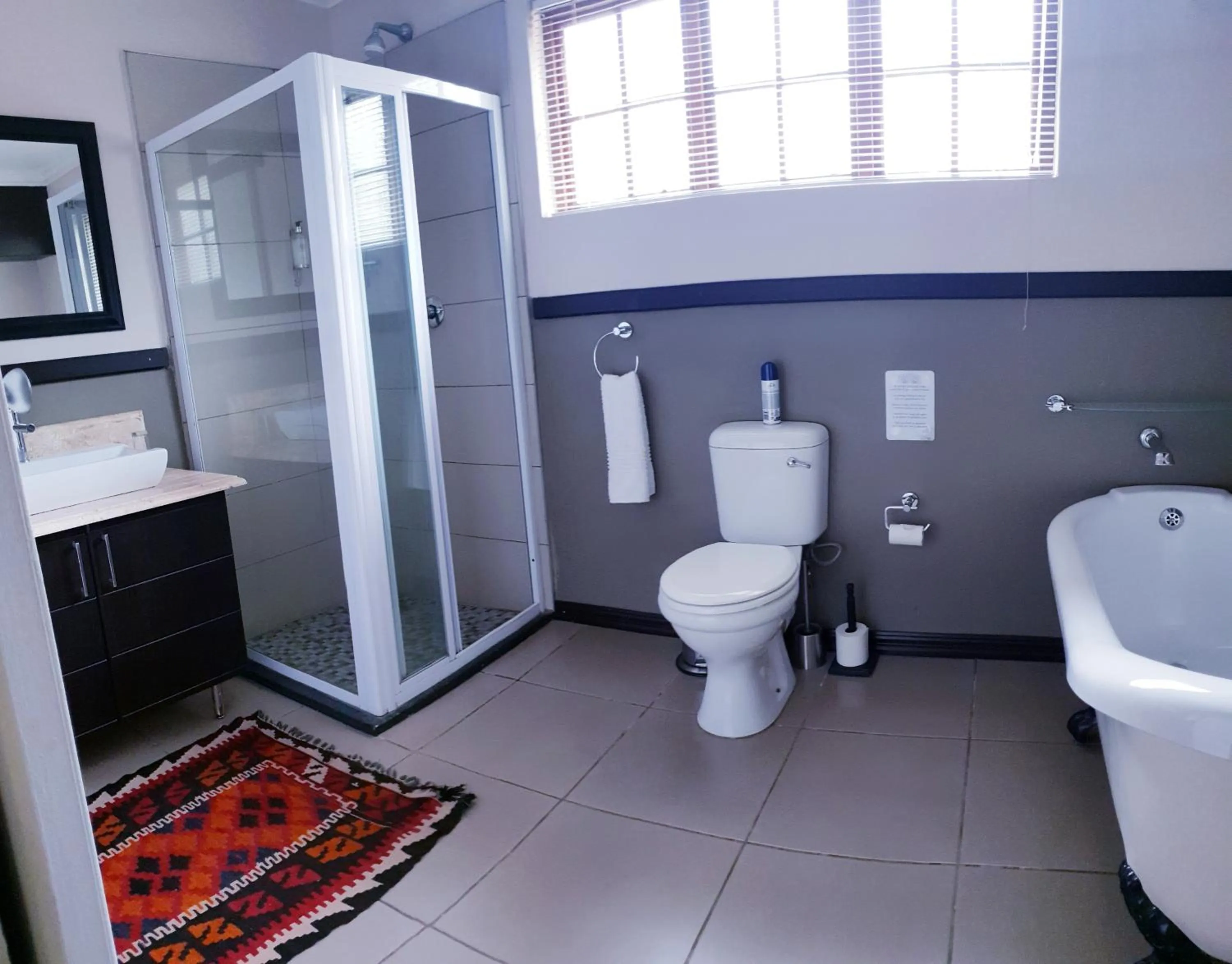 Shower in Haggards on Hilldrop