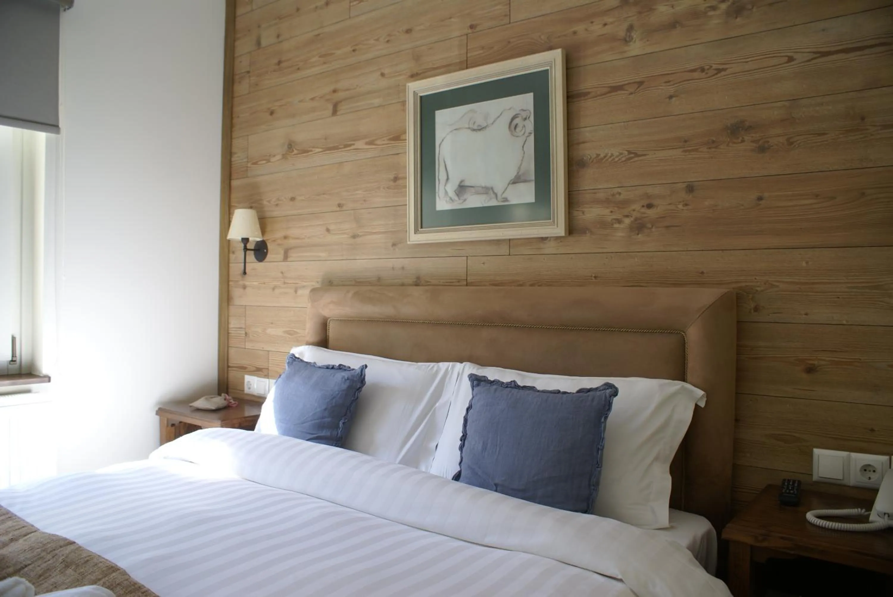 Photo of the whole room, Bed in Gamila Rocks Mountain Hotel