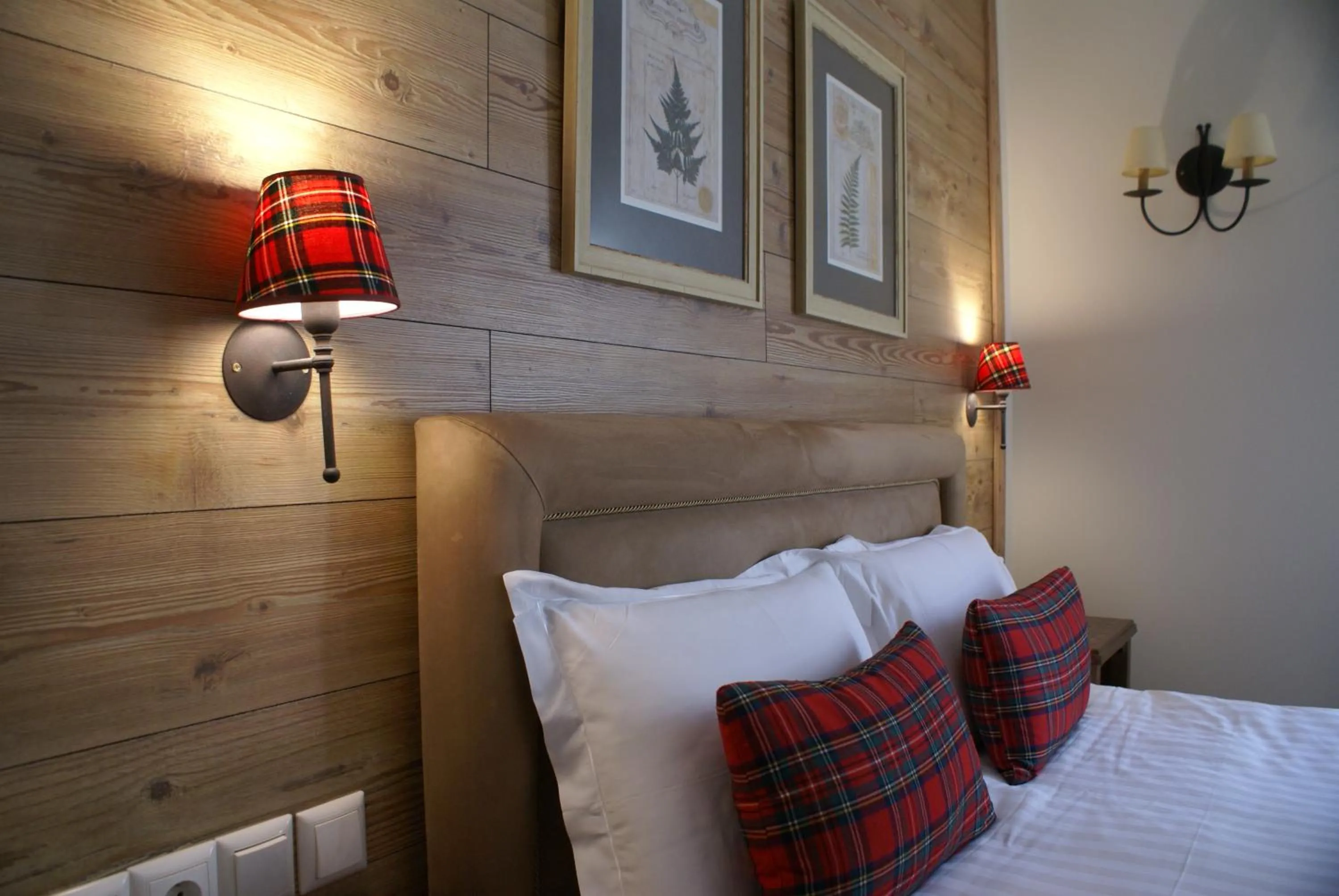 Photo of the whole room, Bed in Gamila Rocks Mountain Hotel