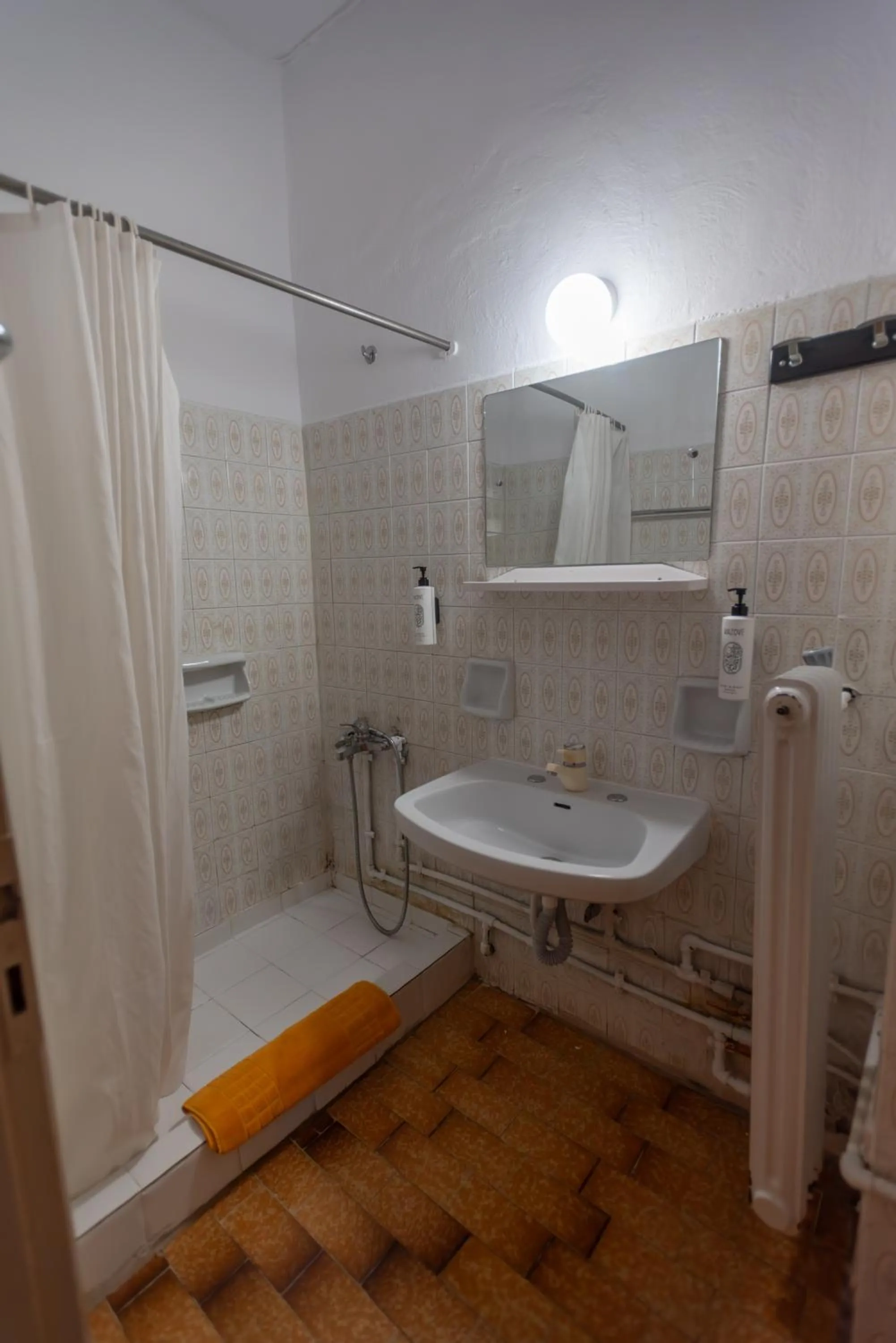 Property building in Hotel Lecadin