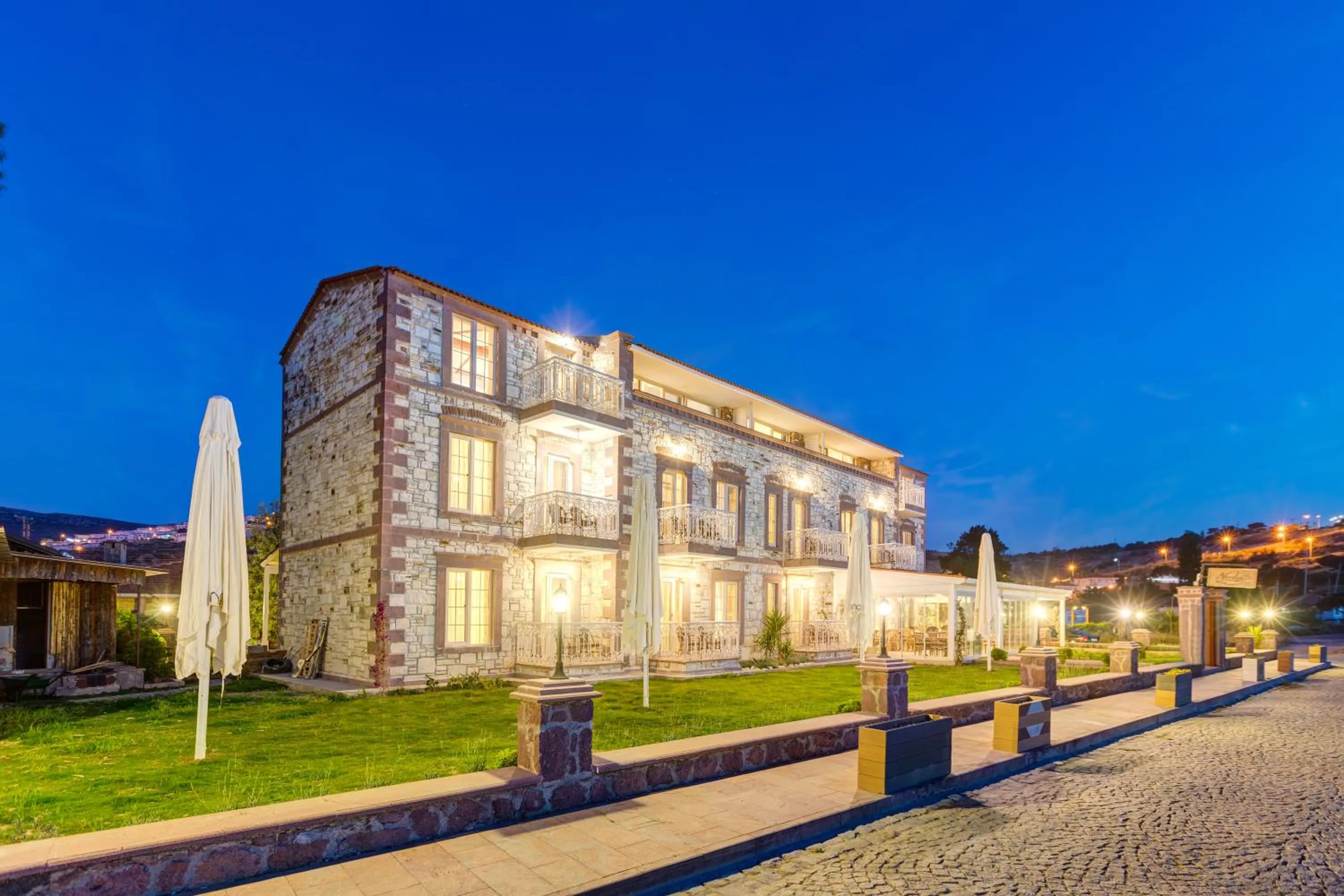 Property building in Navalia Hotel