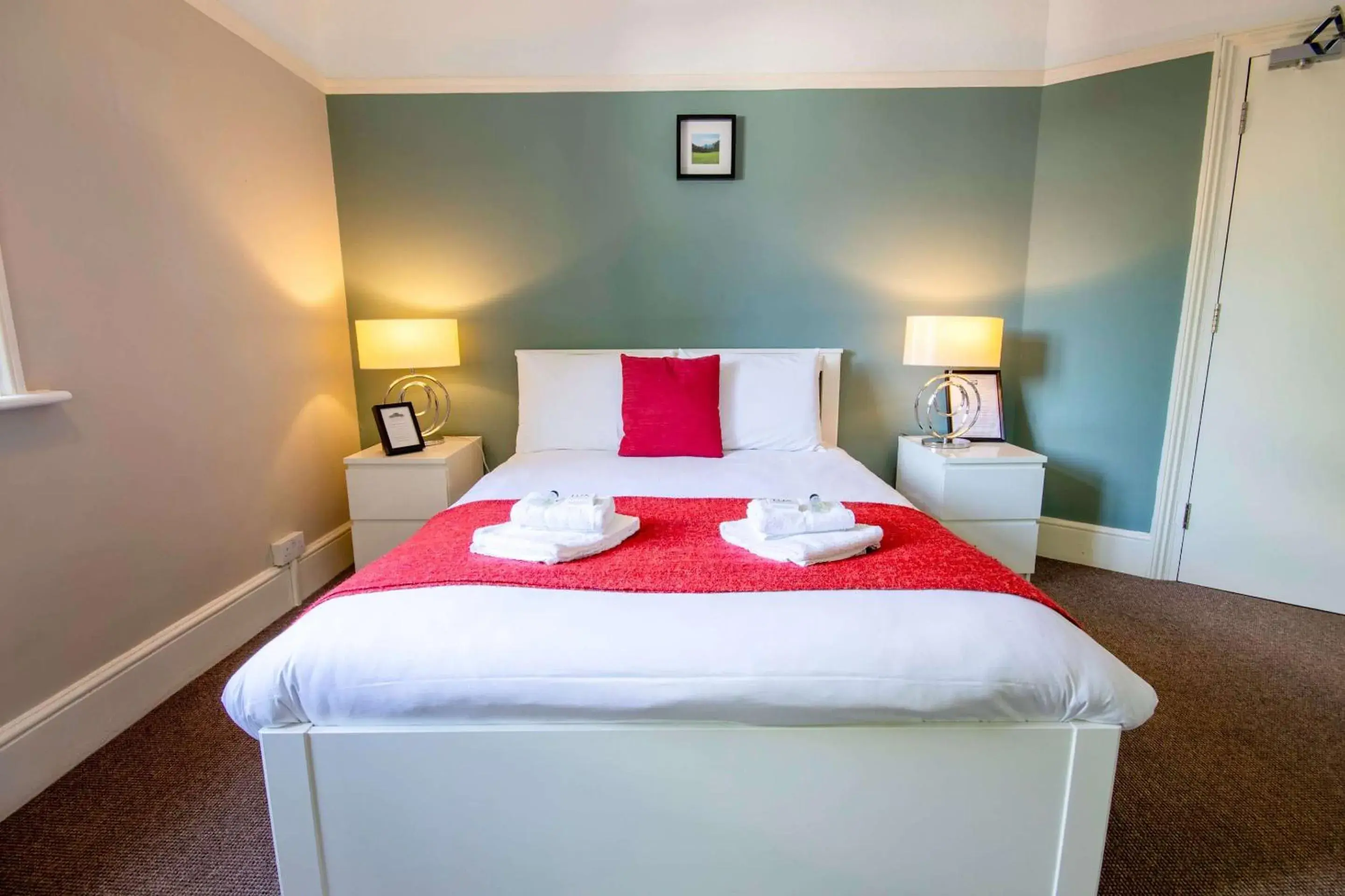 Bedroom, Bed in The Green W7 Bedroom, Bed in The Green W7