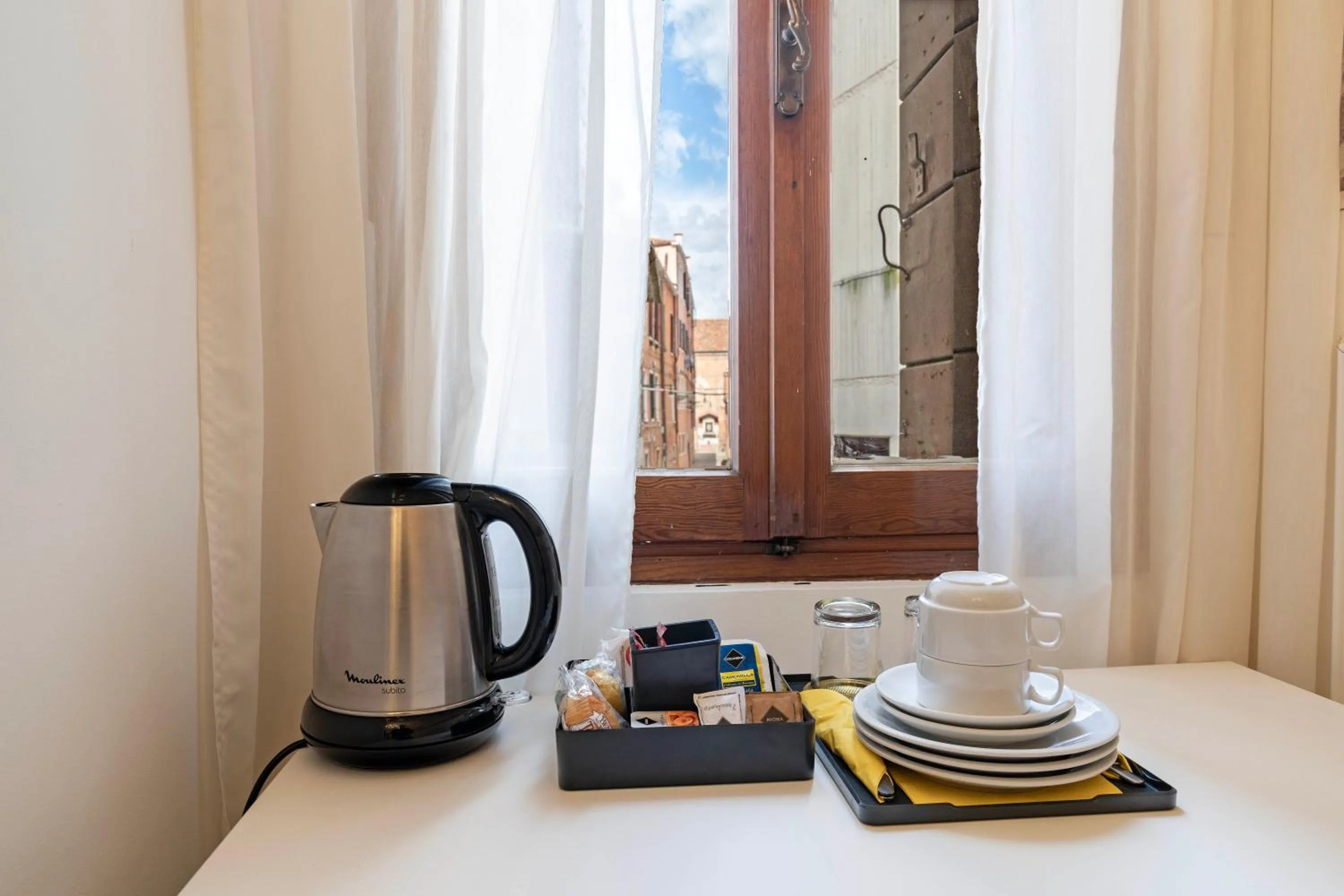 Coffee/tea facilities in Porta da mar