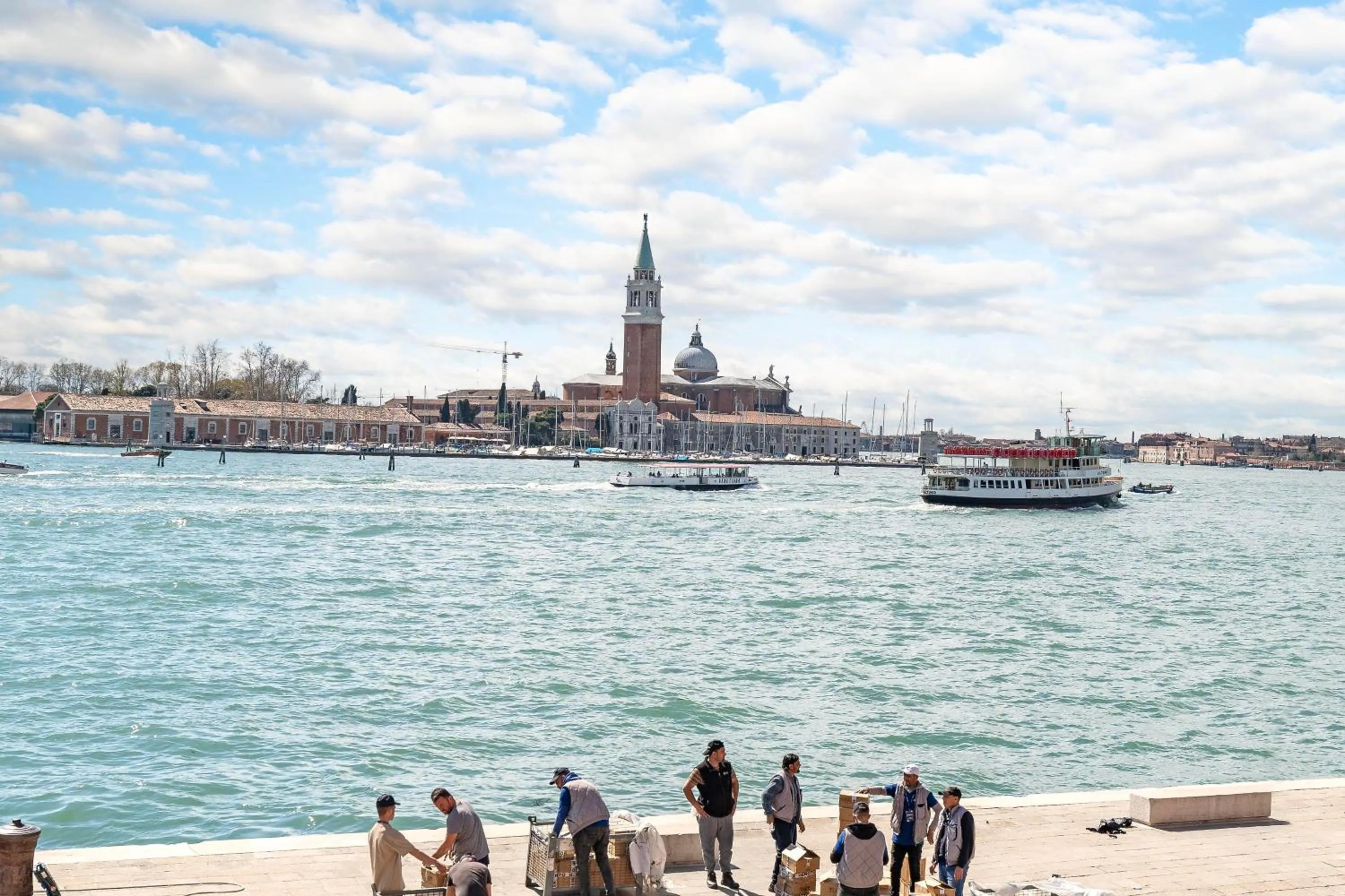 Nearby landmark in Porta da mar