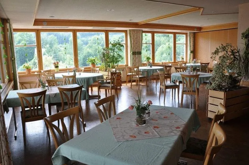 Restaurant/places to eat in Landgasthof Hölzle
