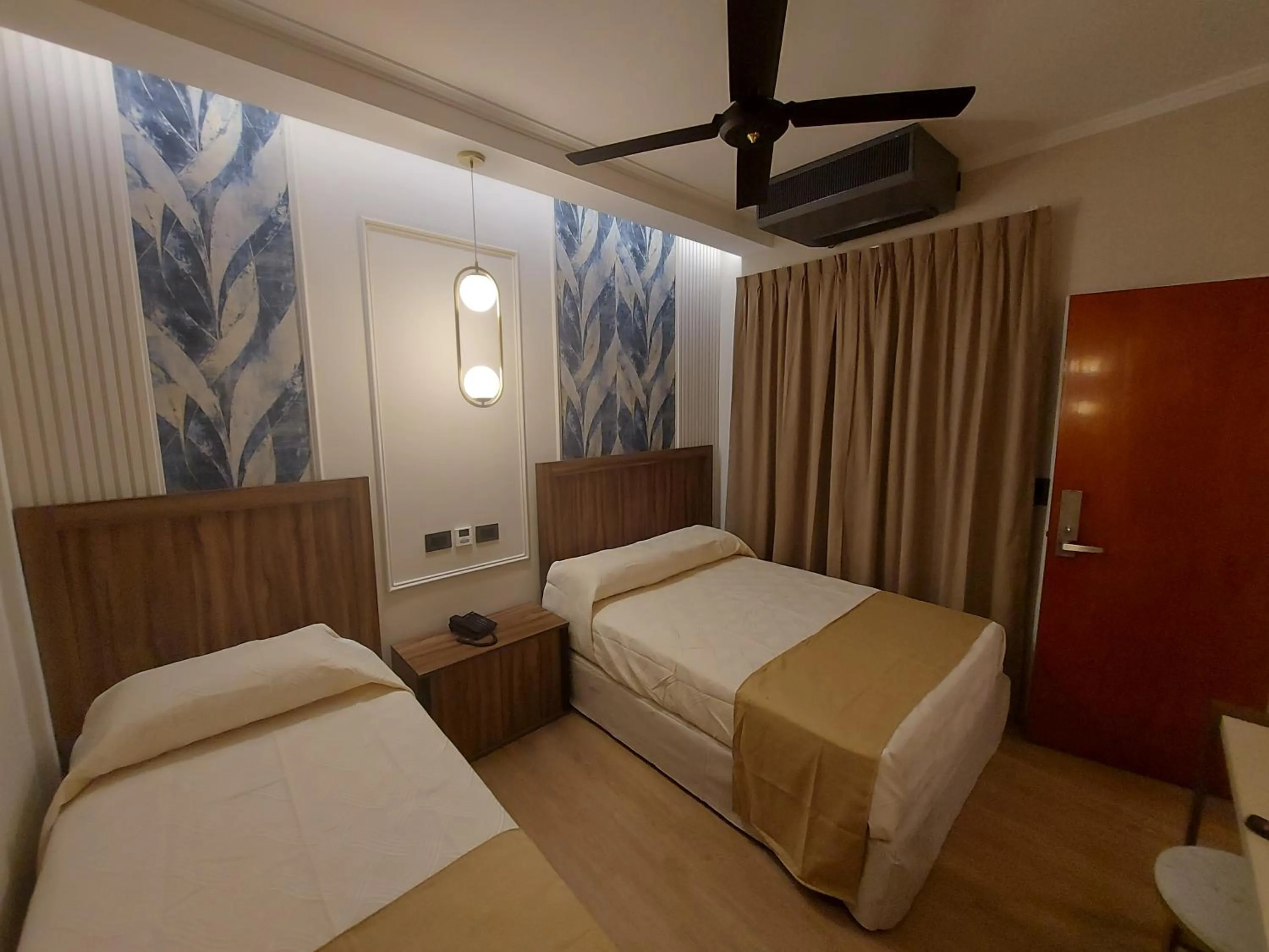 Photo of the whole room, Bed in Hotel Internacional