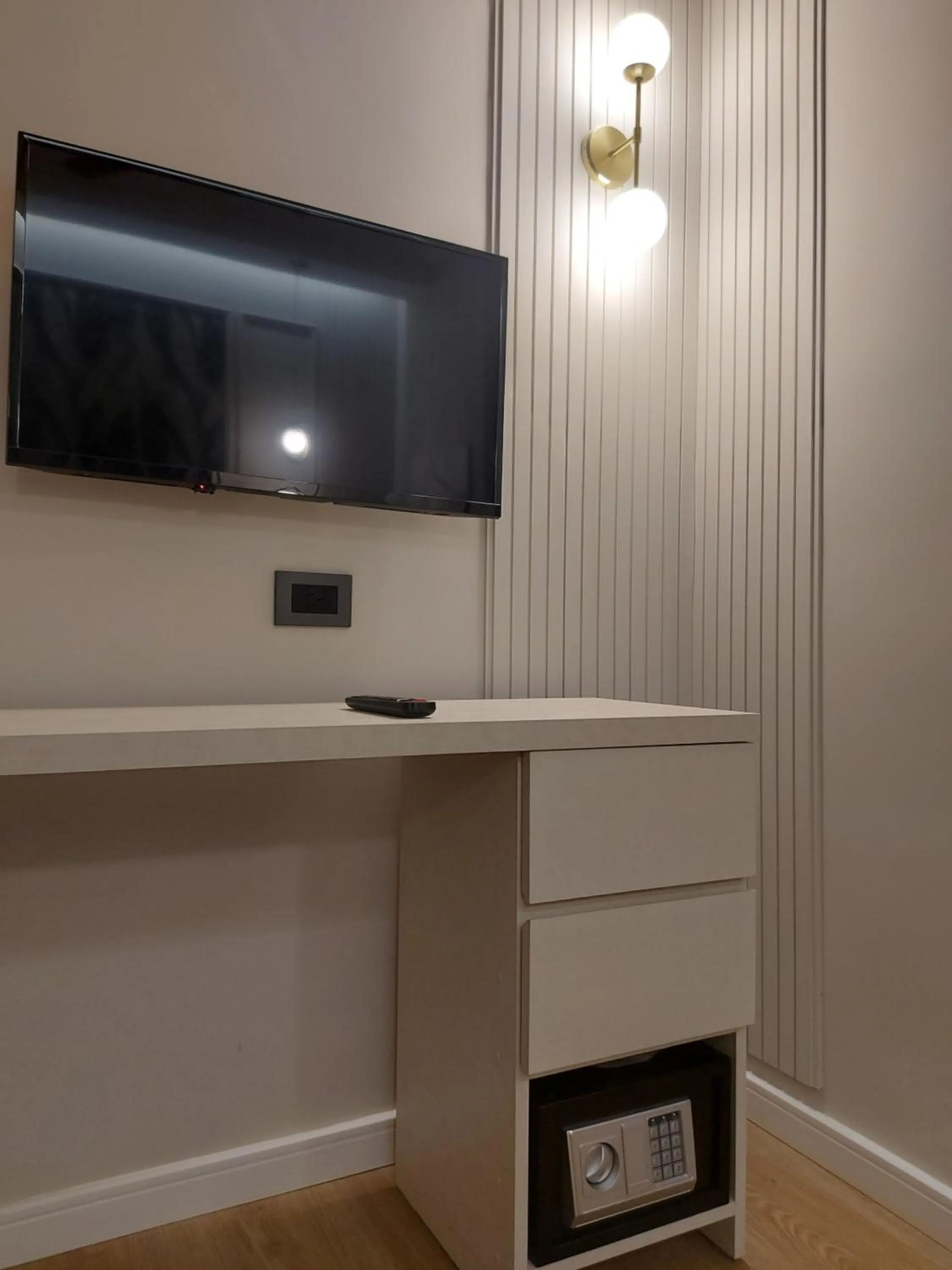 TV and multimedia in Hotel Internacional