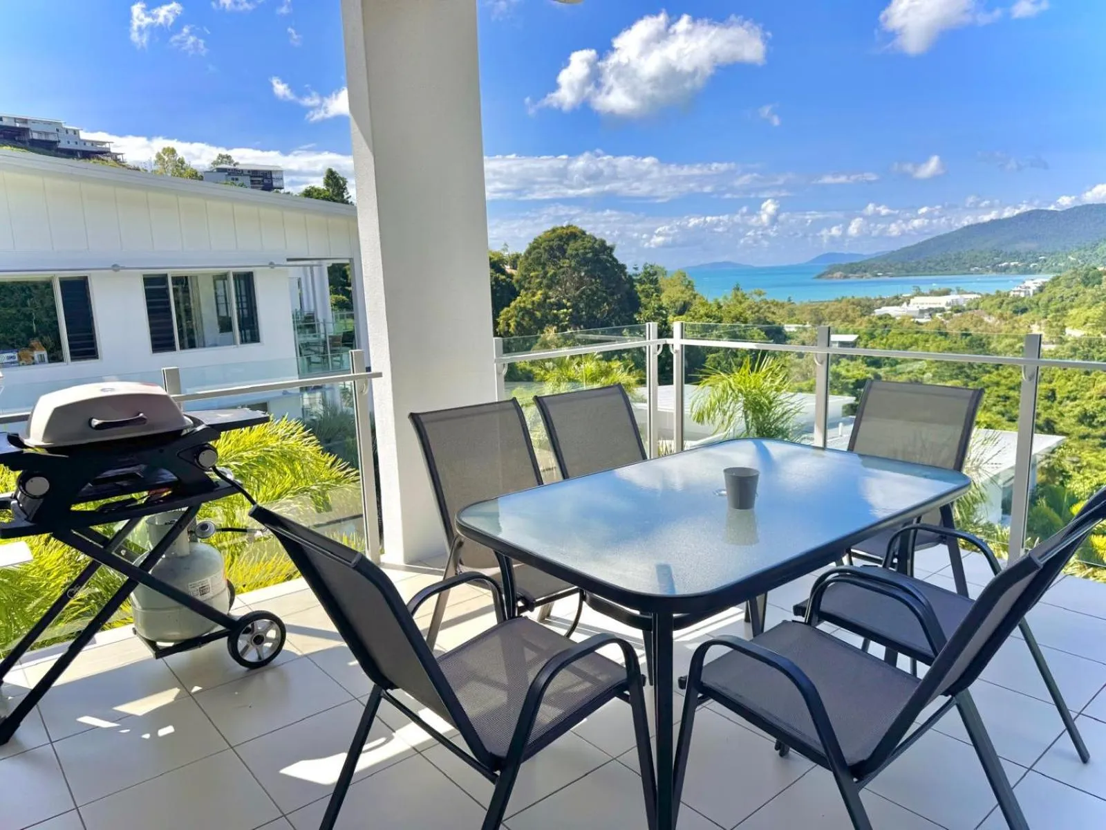 Balcony/Terrace in Airlie Summit Apartments