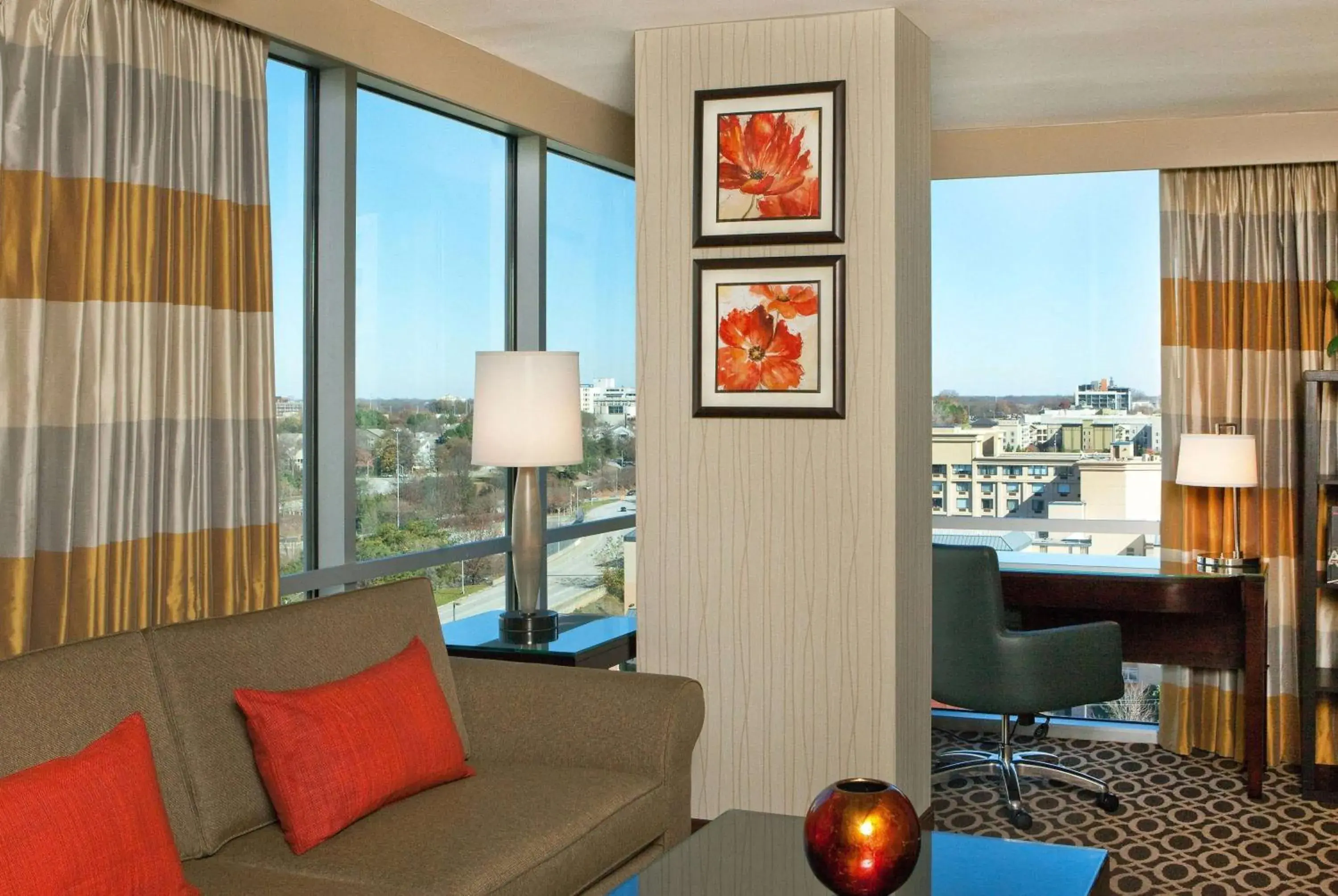 Photo of the whole room in Courtland Grand Hotel, Trademark Collection by Wyndham Photo of the whole room in Courtland Grand Hotel, Trademark Collection by Wyndham