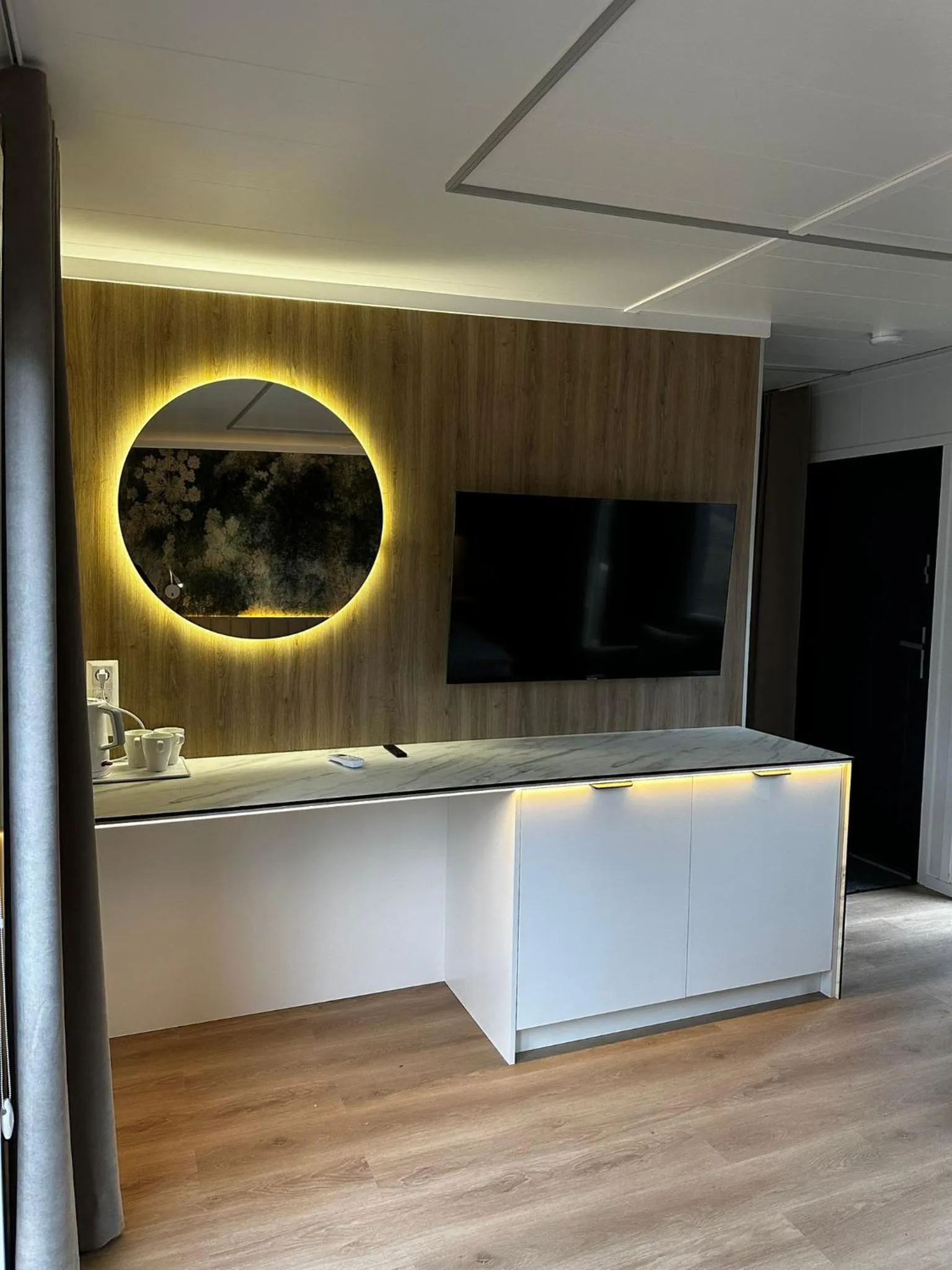 TV and multimedia in Rezydencja Miętowe Wzgórza Mansion House