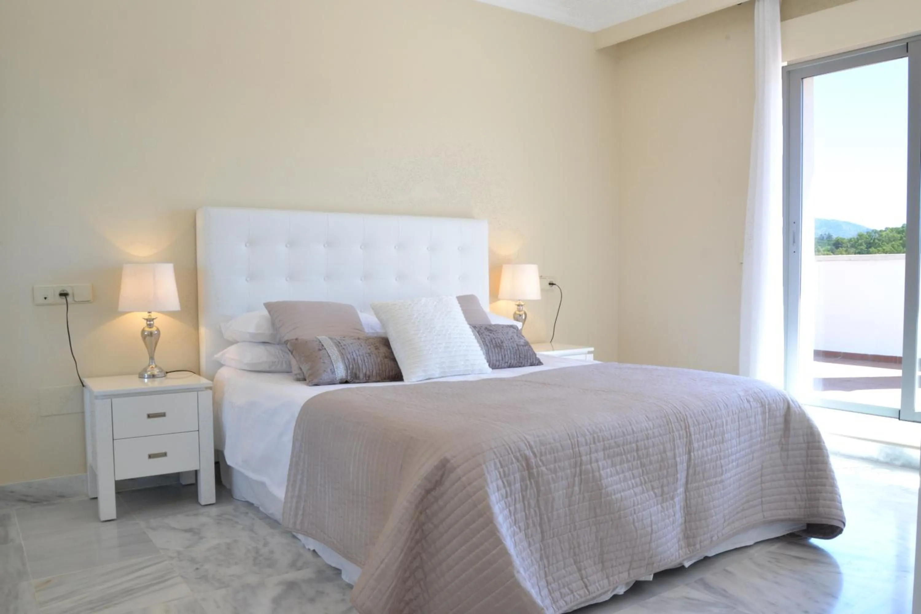 Bed in Dama de Noche Penthouse RDR110