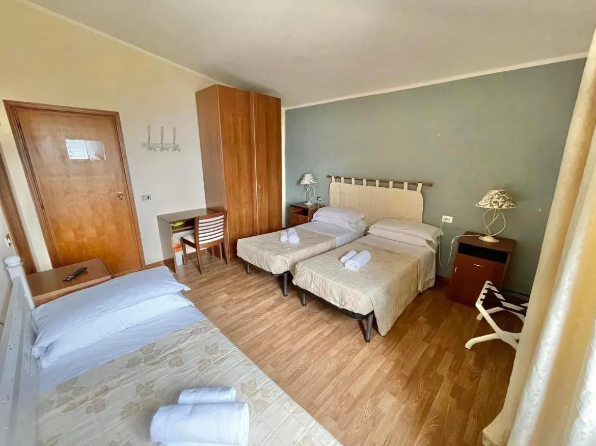 Bed in Hotel Ristorante La Sorgente